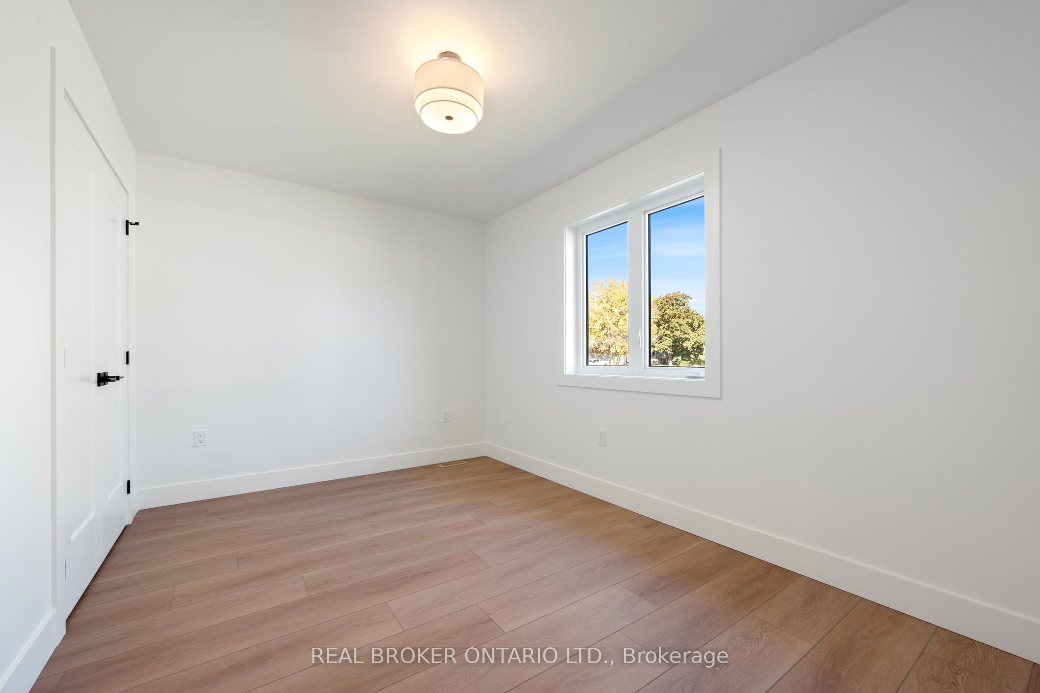 155 Davis Street 2 Property Photo 23