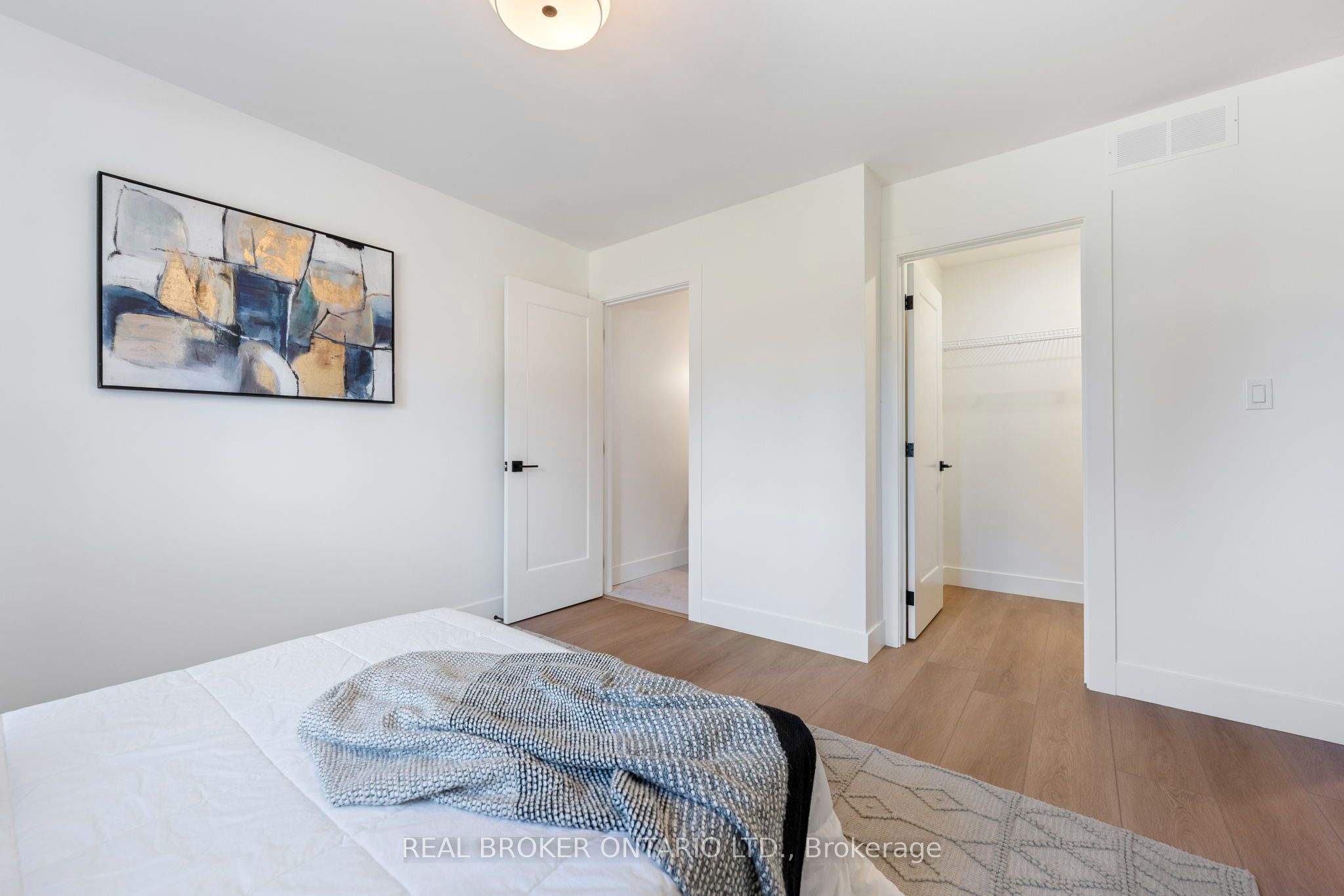 151 Davis Street 4 Property Photo 15
