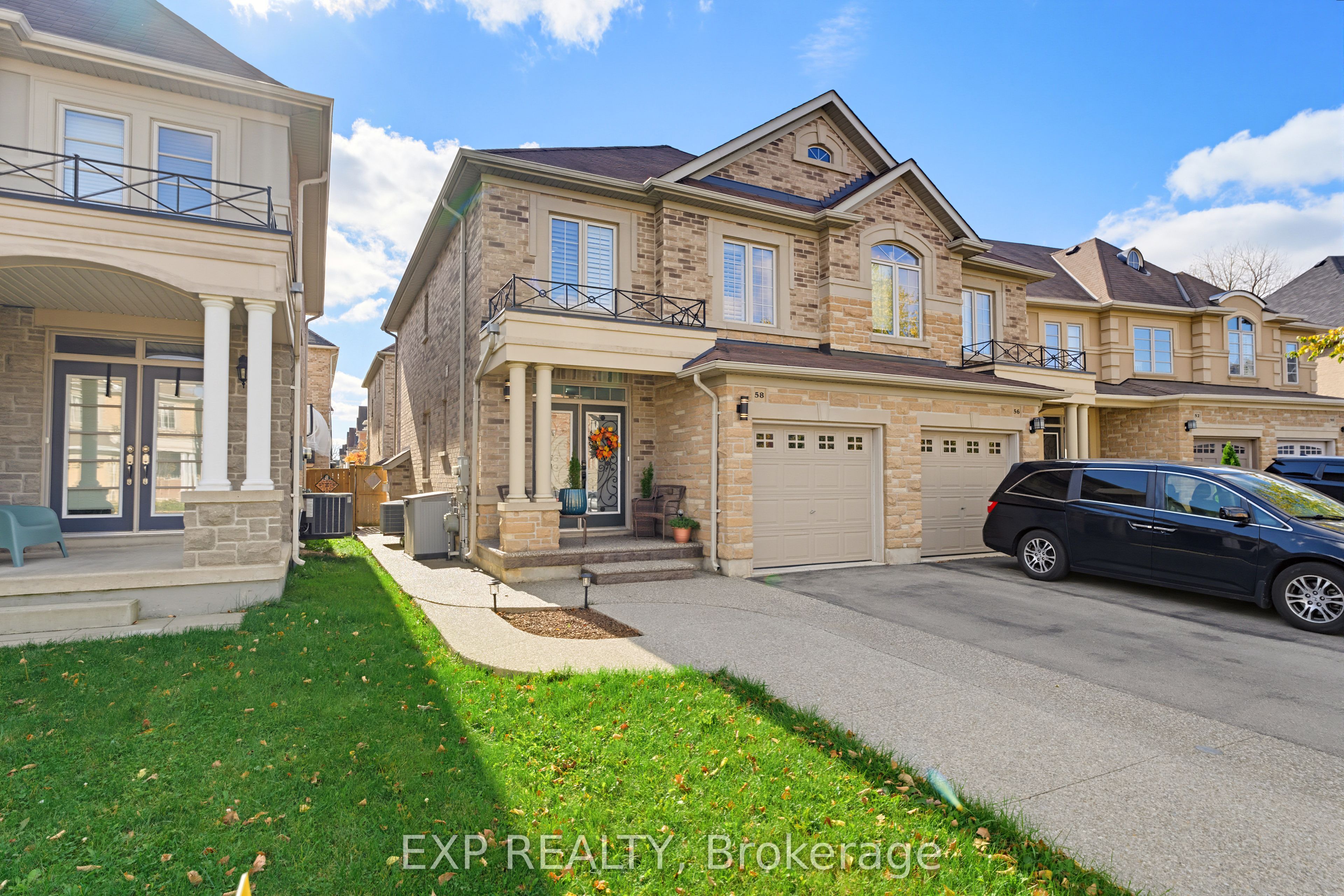 58 Summerberry Way Property Photo 5
