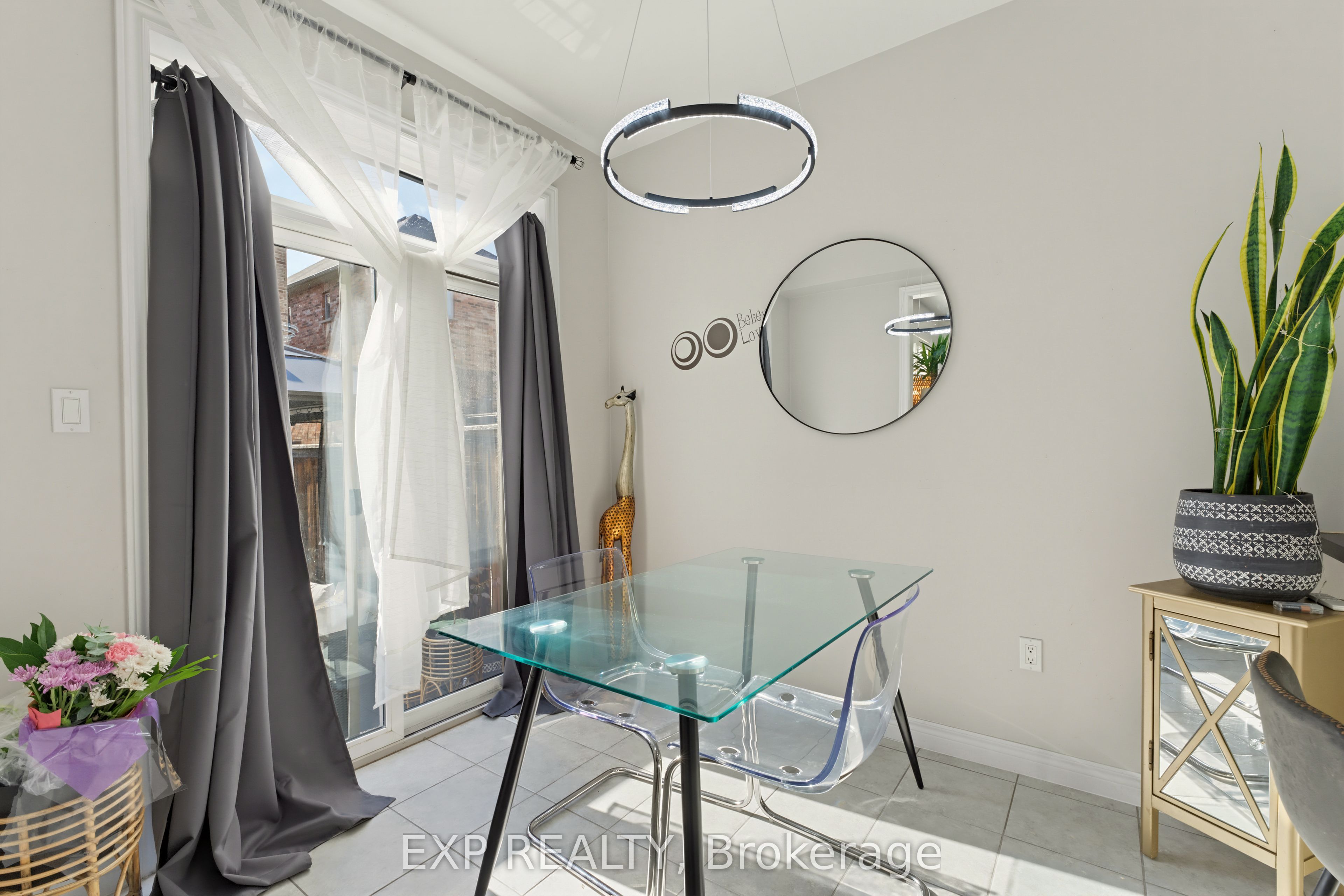 58 Summerberry Way Property Photo 18