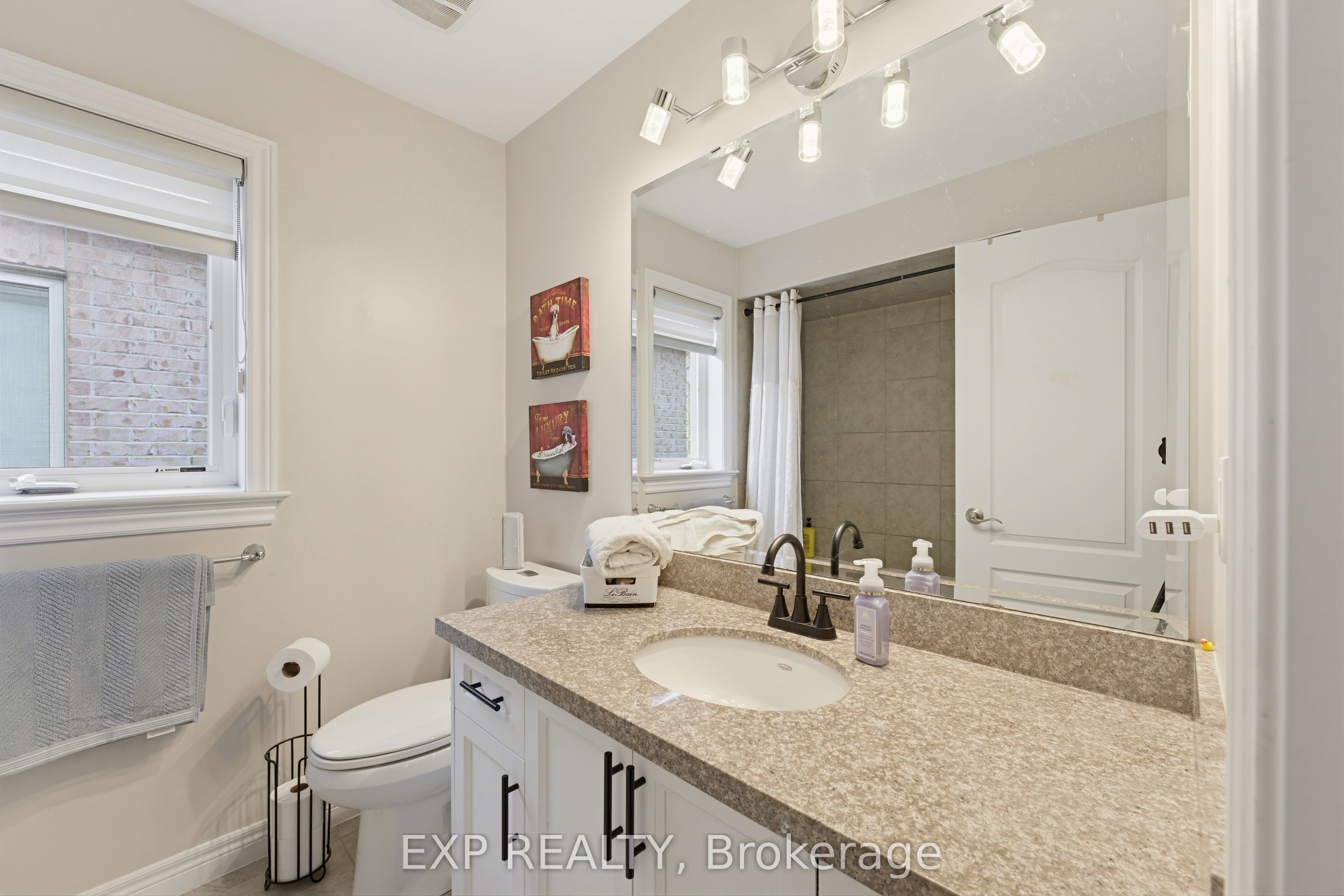 58 Summerberry Way Property Photo 28