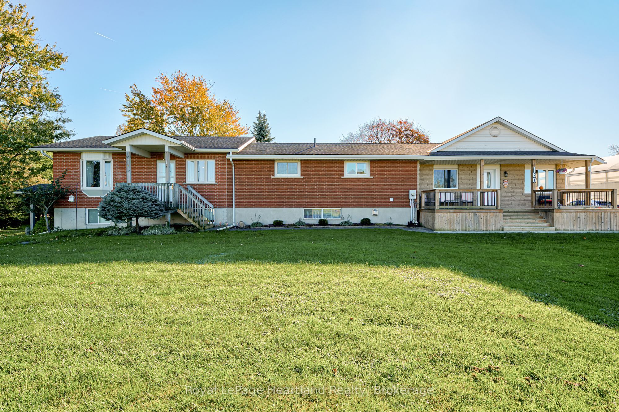 160 Huron Road Property Photo 1