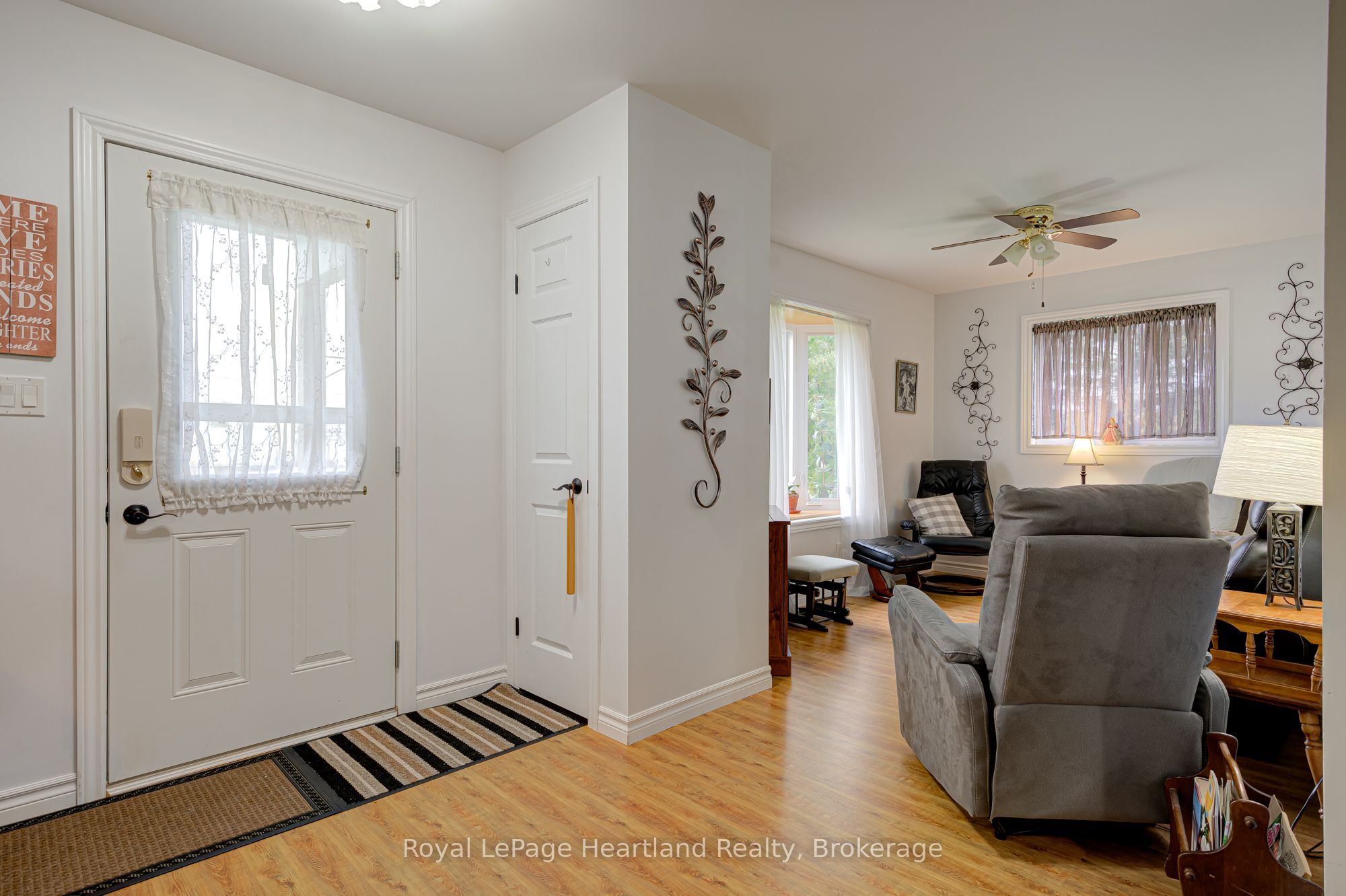 160 Huron Road Property Photo 29