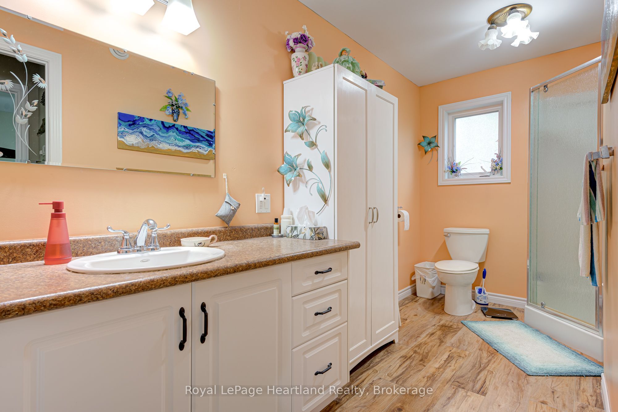 160 Huron Road Property Photo 38