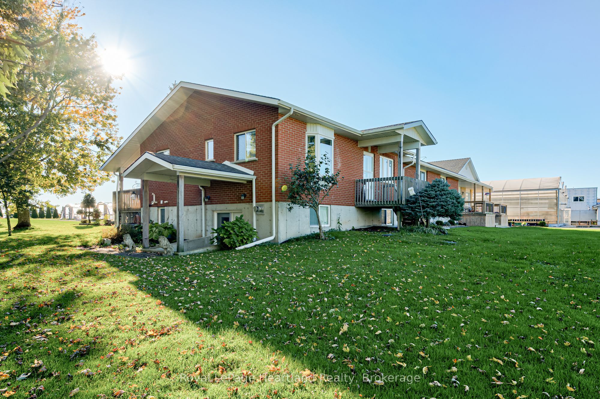 160 Huron Road Property Photo 46