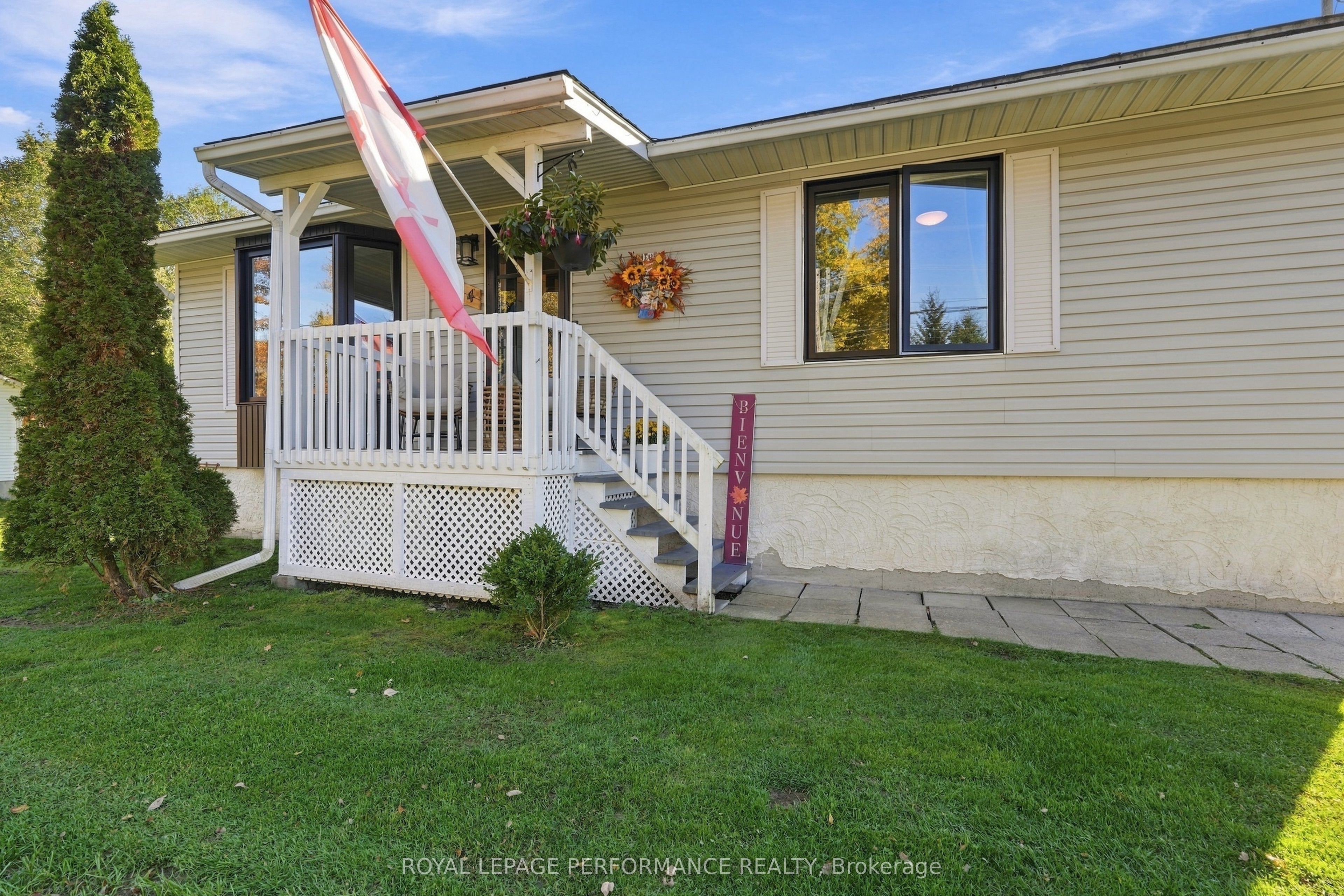 1394 Sandy Hill Road Property Photo 3