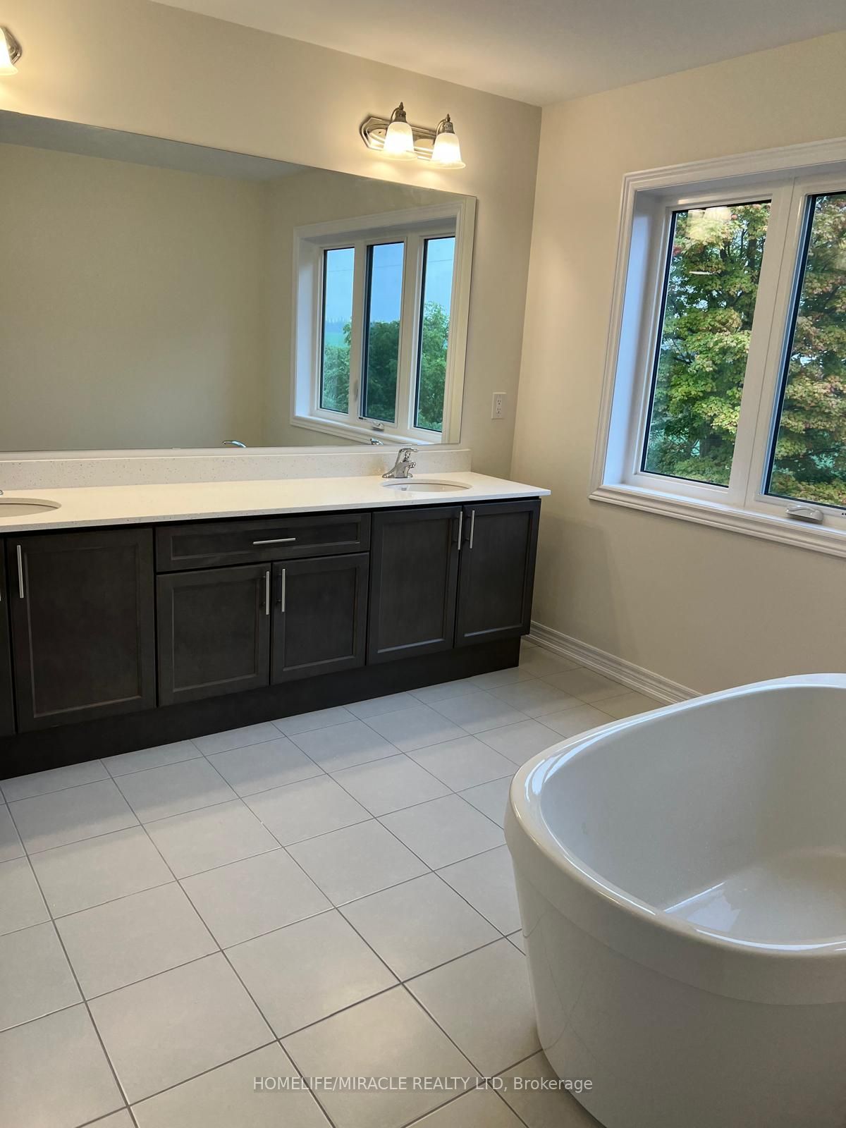 268 Broadacre Drive Property Photo 16