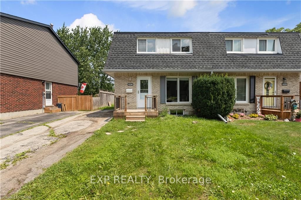 432b Dunvegan Drive Property Photo 2