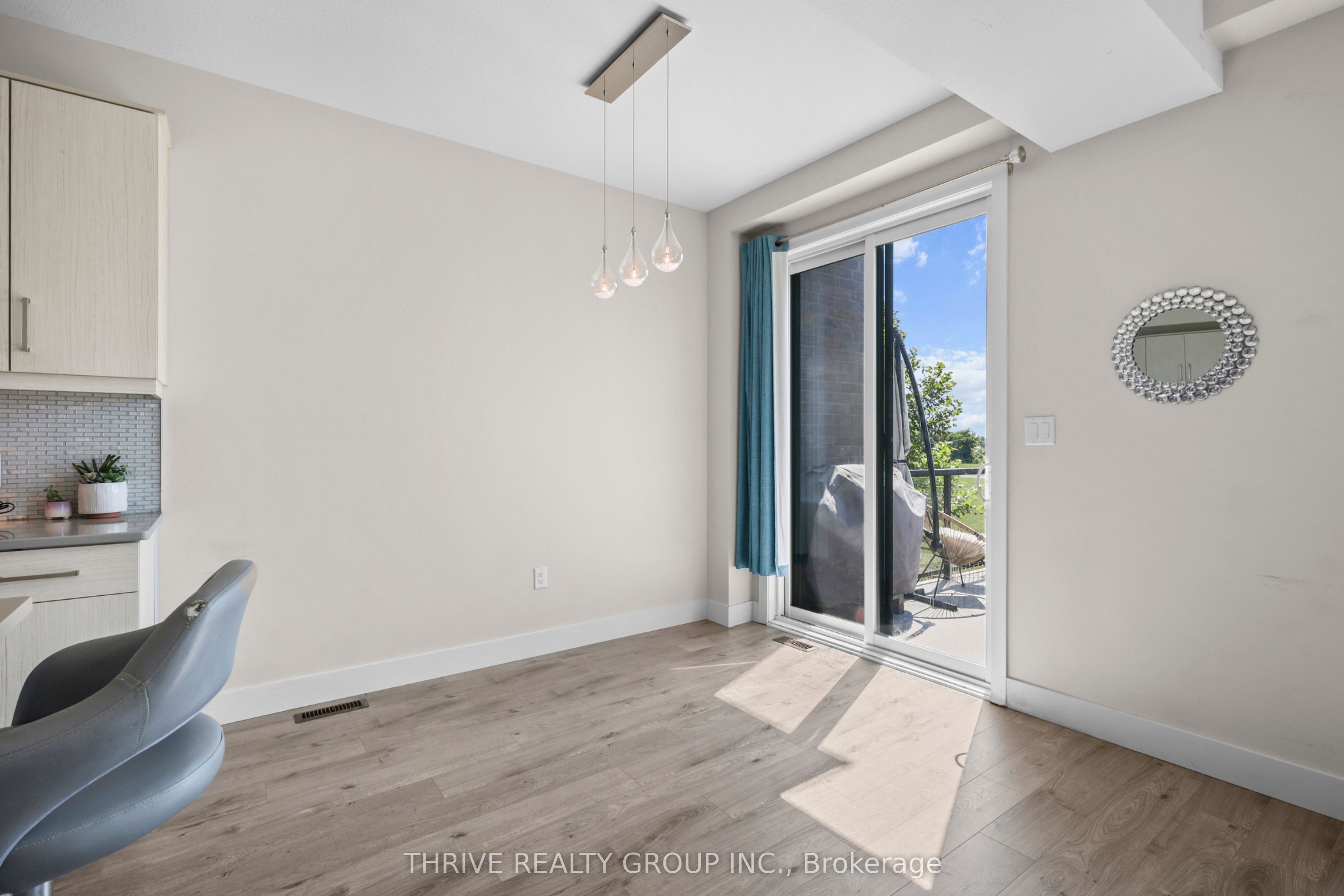 981 West Village Square Property Photo 14