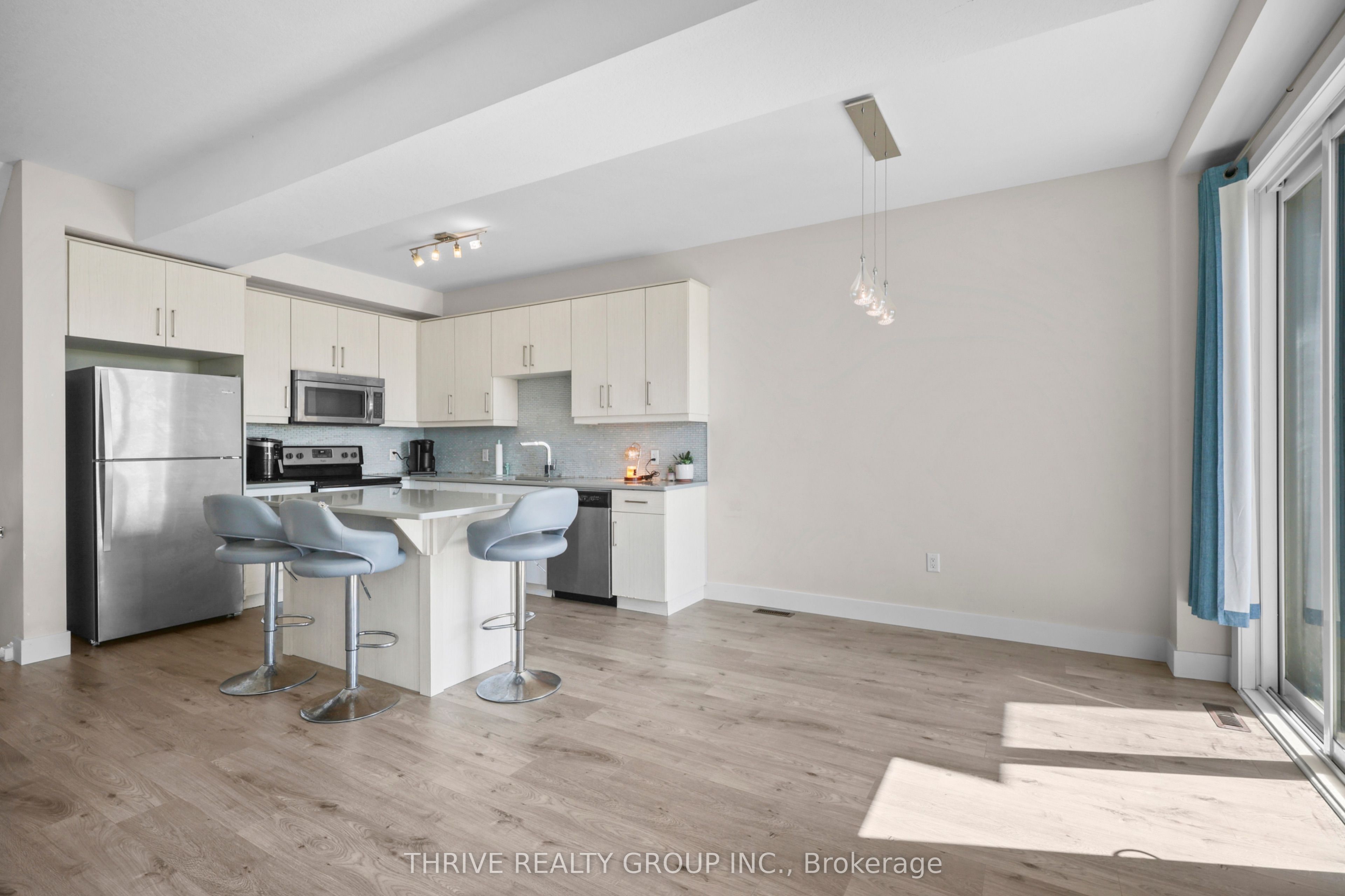 981 West Village Square Property Photo 19