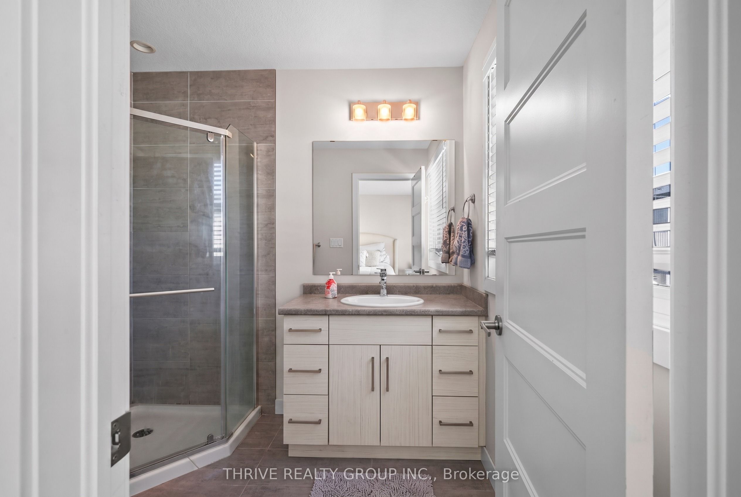 981 West Village Square Property Photo 27