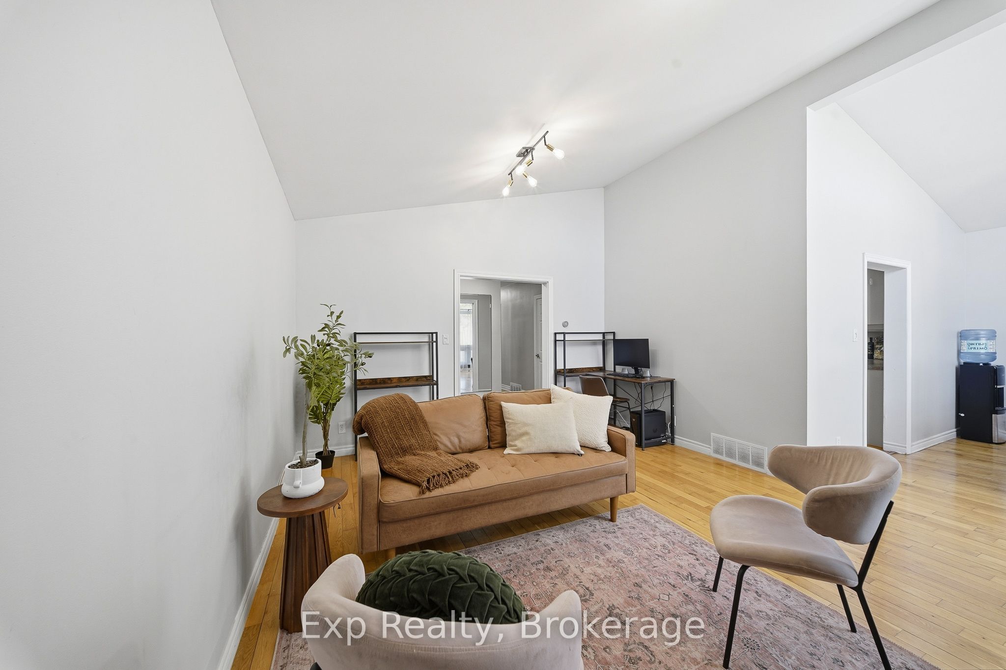83 Carrying Place Road Property Photo 8