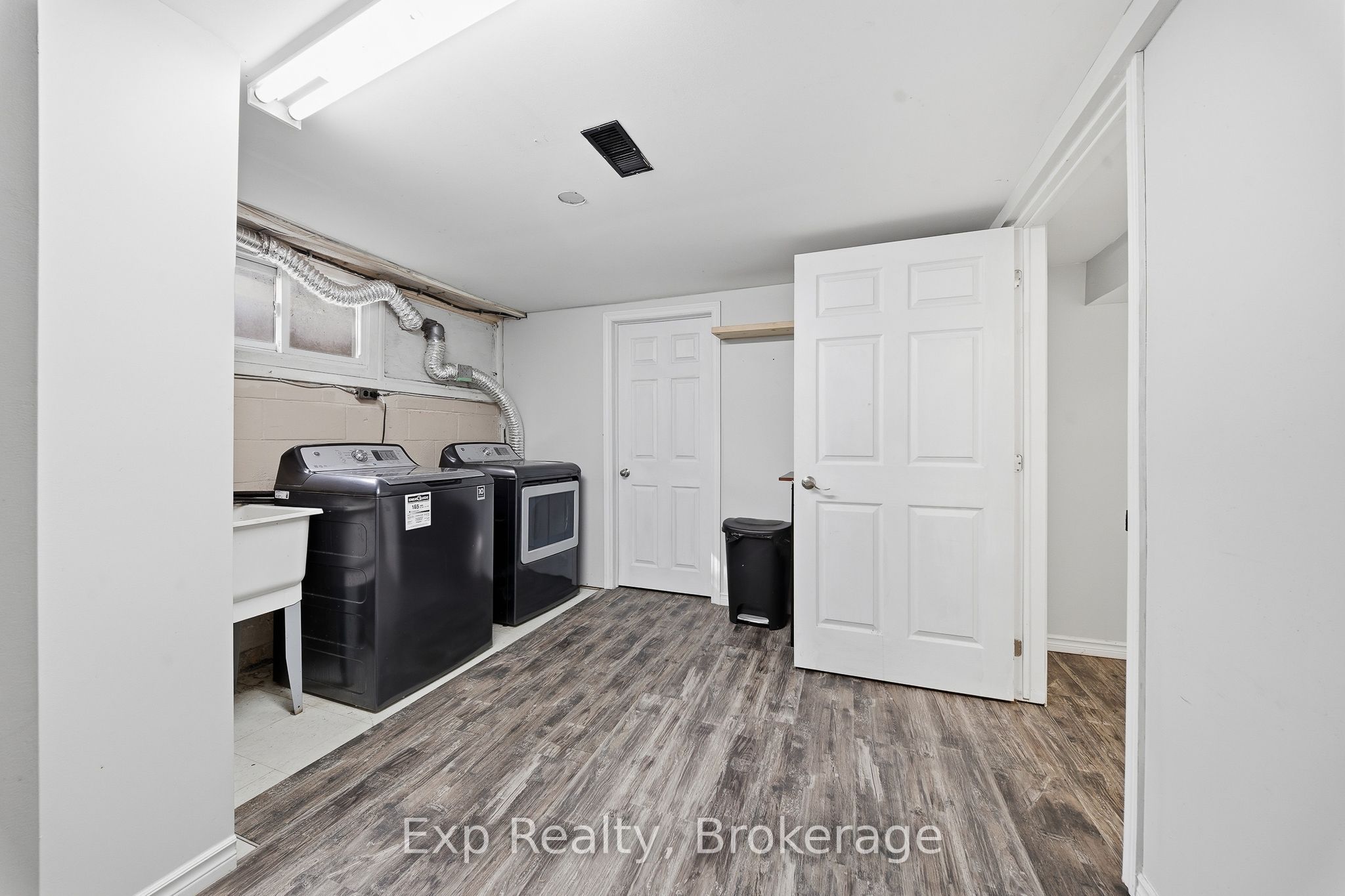 83 Carrying Place Road Property Photo 35