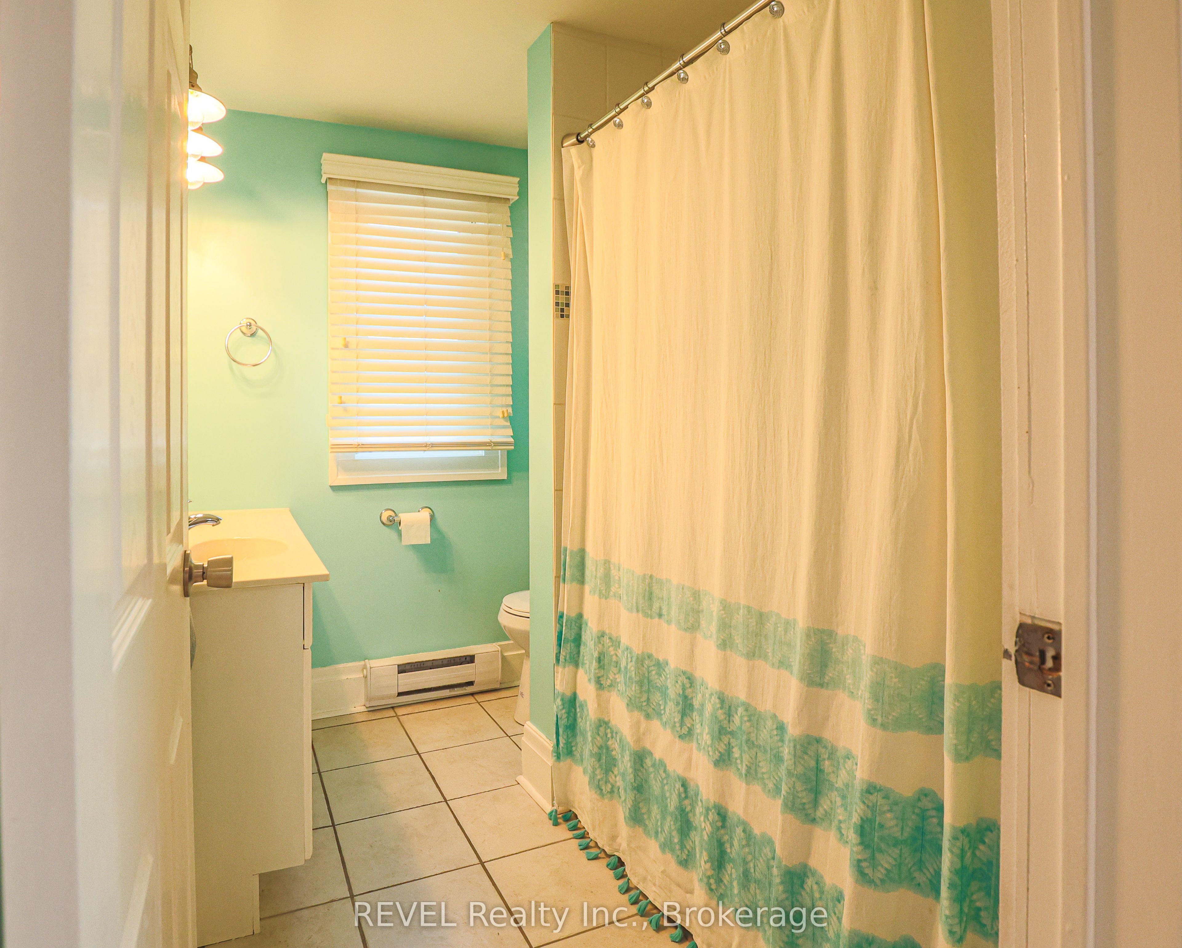 3 Victoria Street Property Photo 15