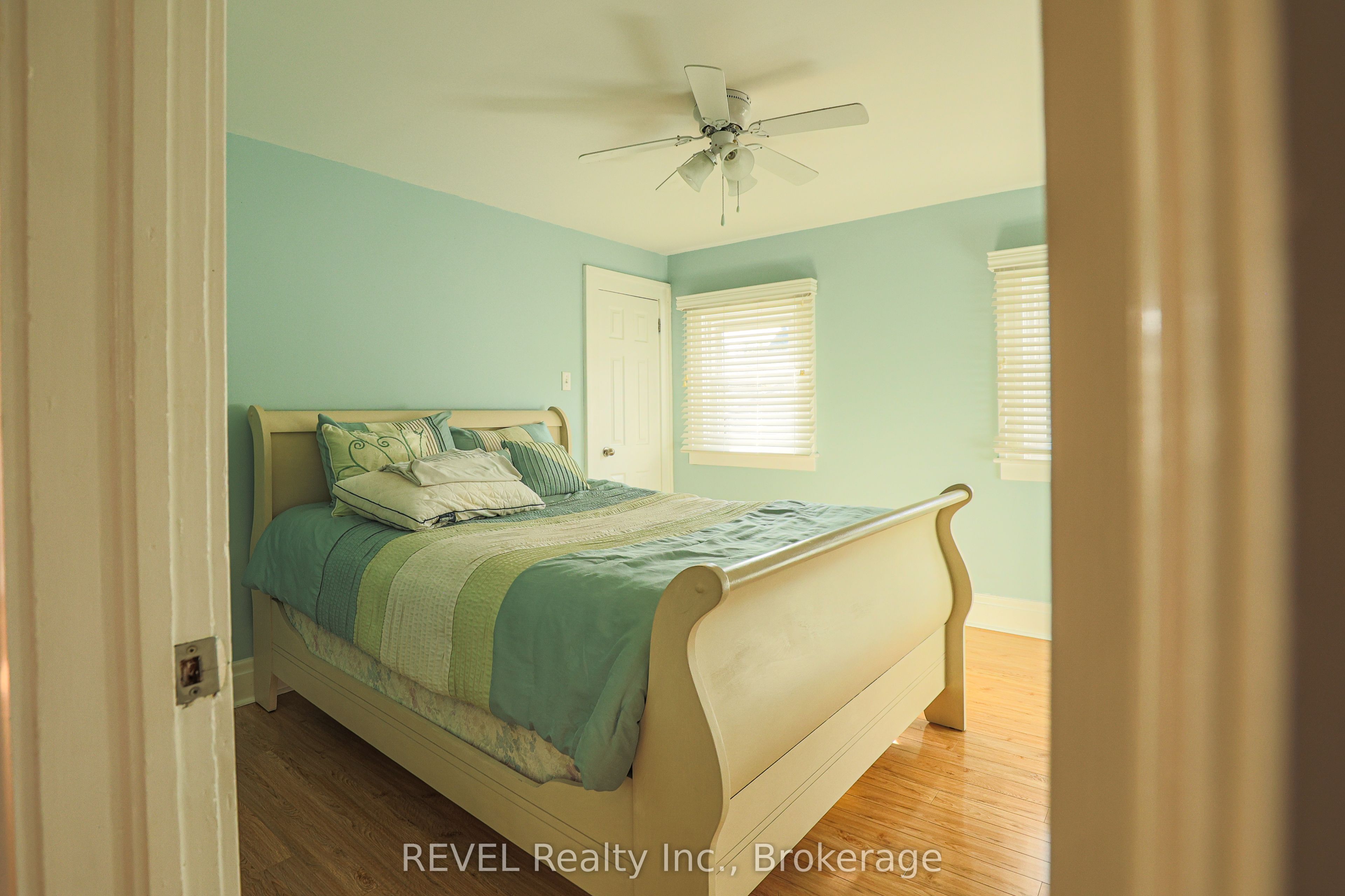 3 Victoria Street Property Photo 19