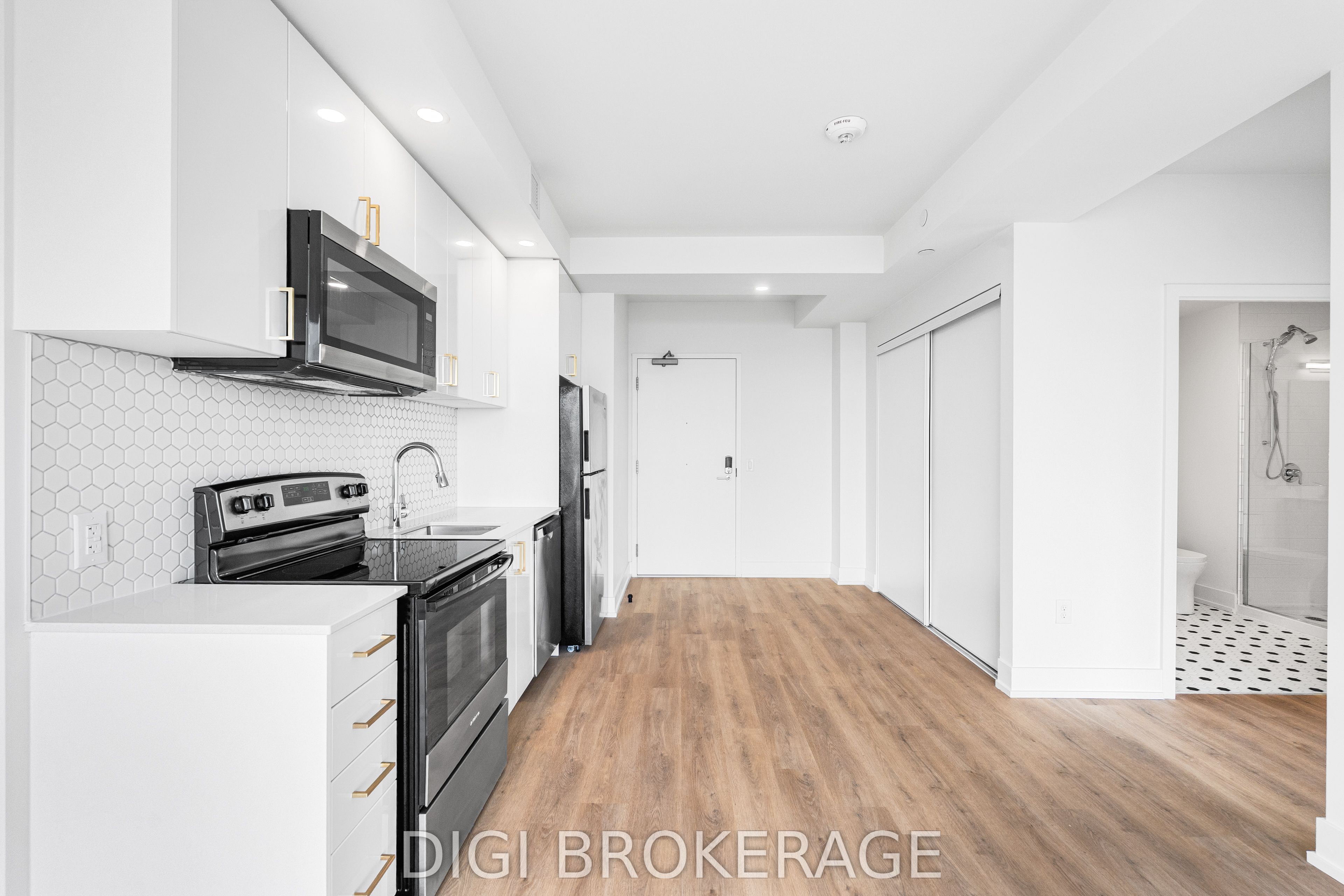 2070 Scott Street 1507 Property Photo 14