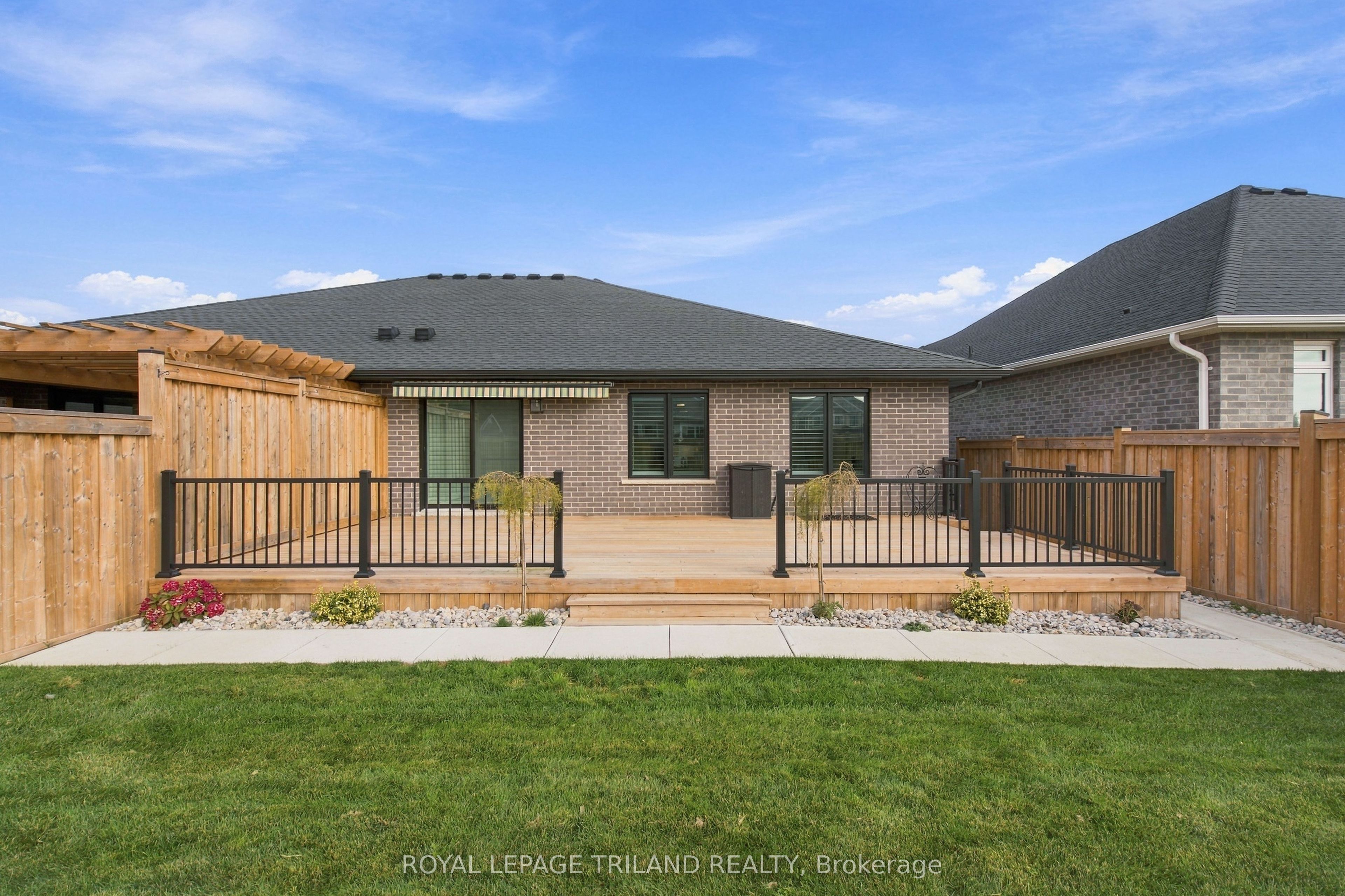 58 Silverleaf Path Property Photo 39