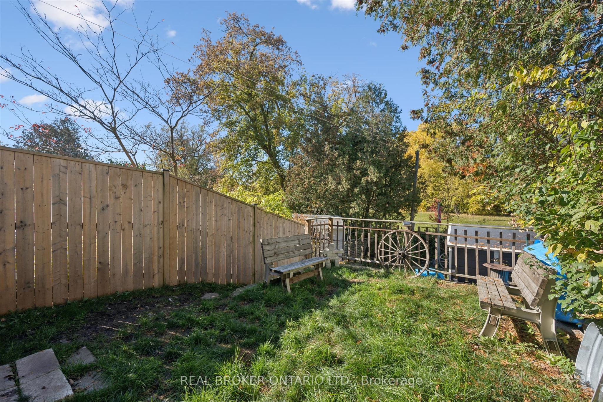 100 Waverley Drive Property Photo 29