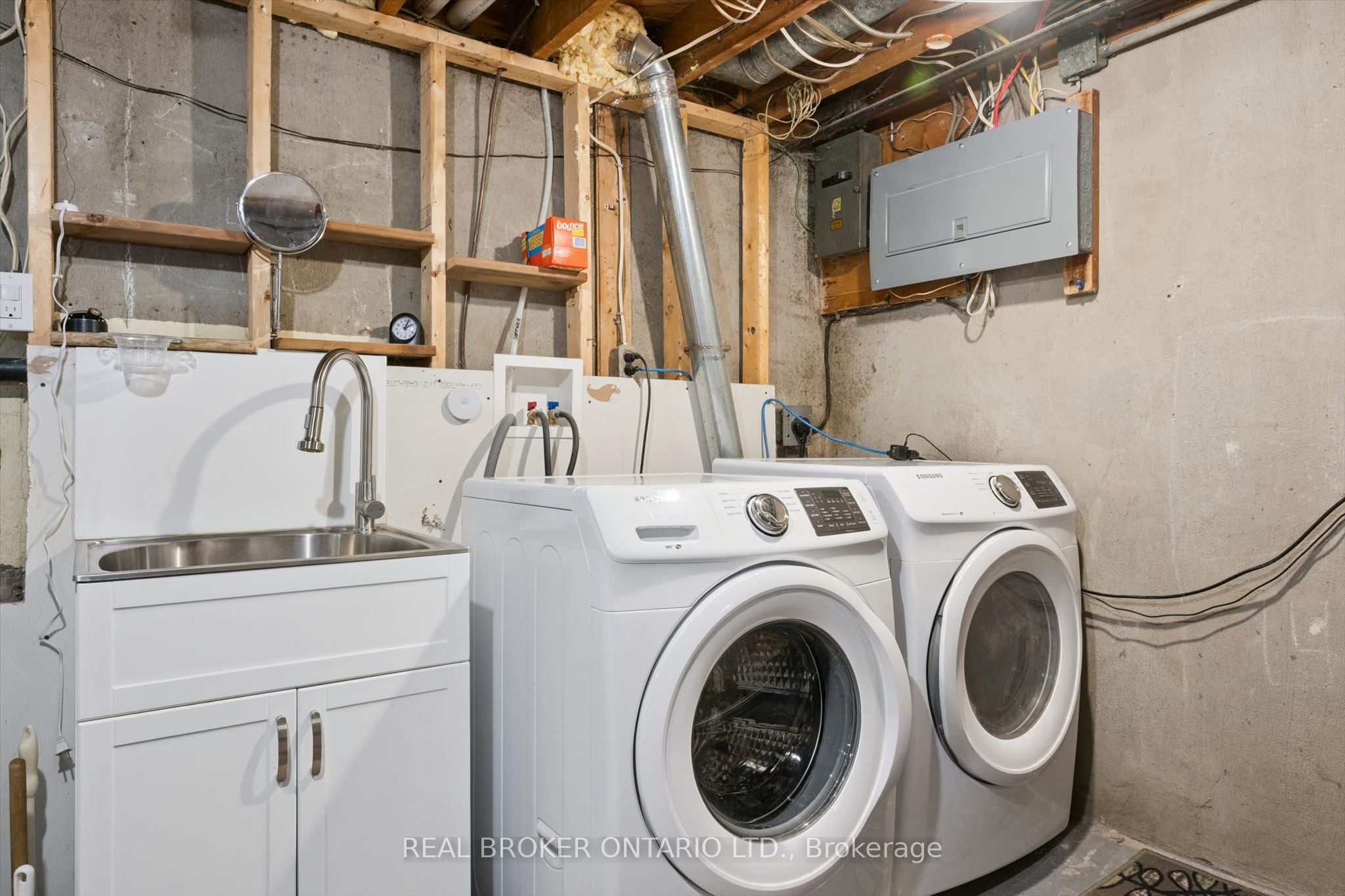 100 Waverley Drive Property Photo 40