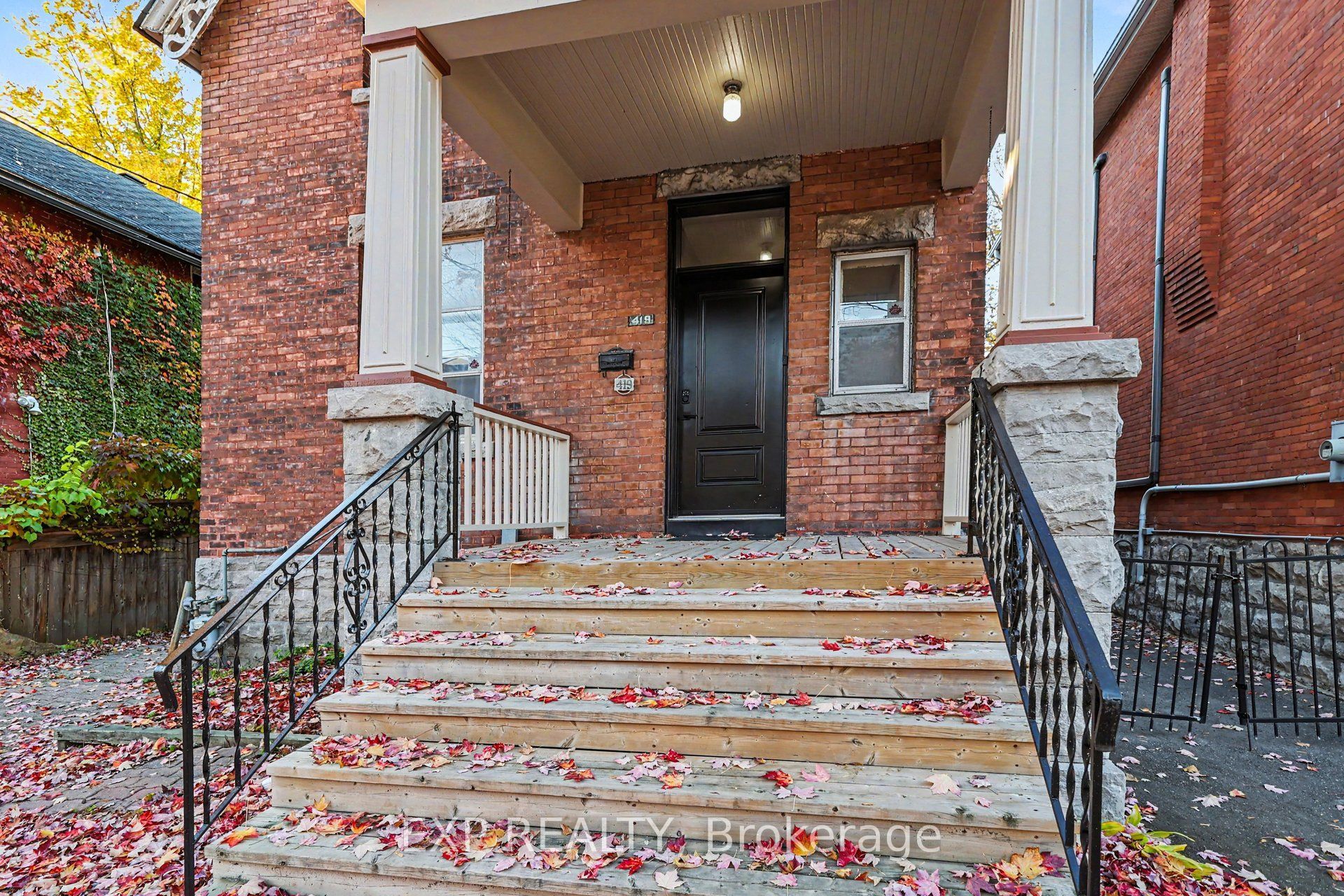 419 Besserer Street B Property Photo 3