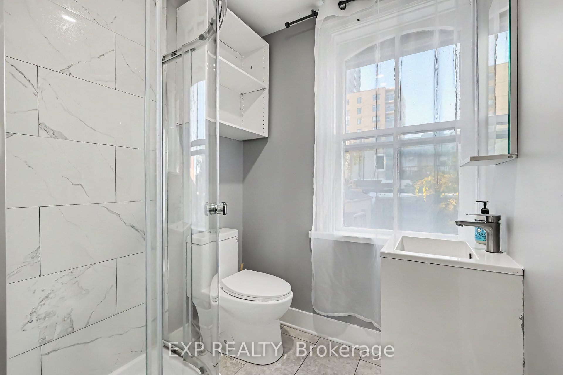 419 Besserer Street B Property Photo 15