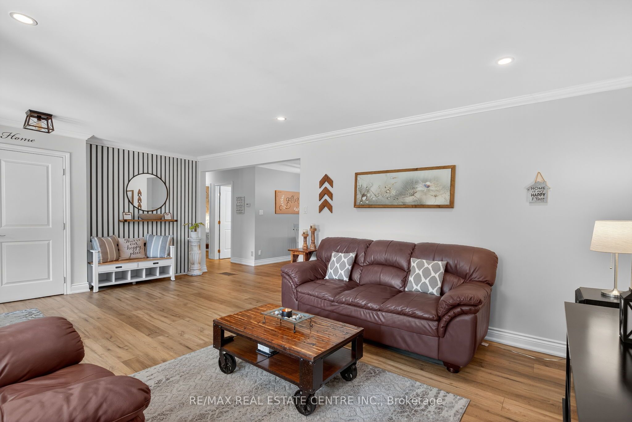16 Cedar Lane Property Photo 8