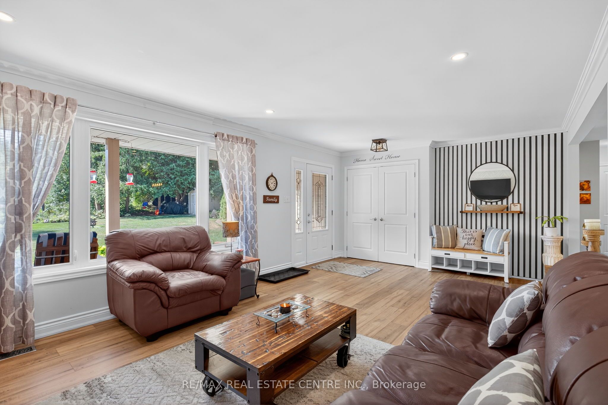 16 Cedar Lane Property Photo 9