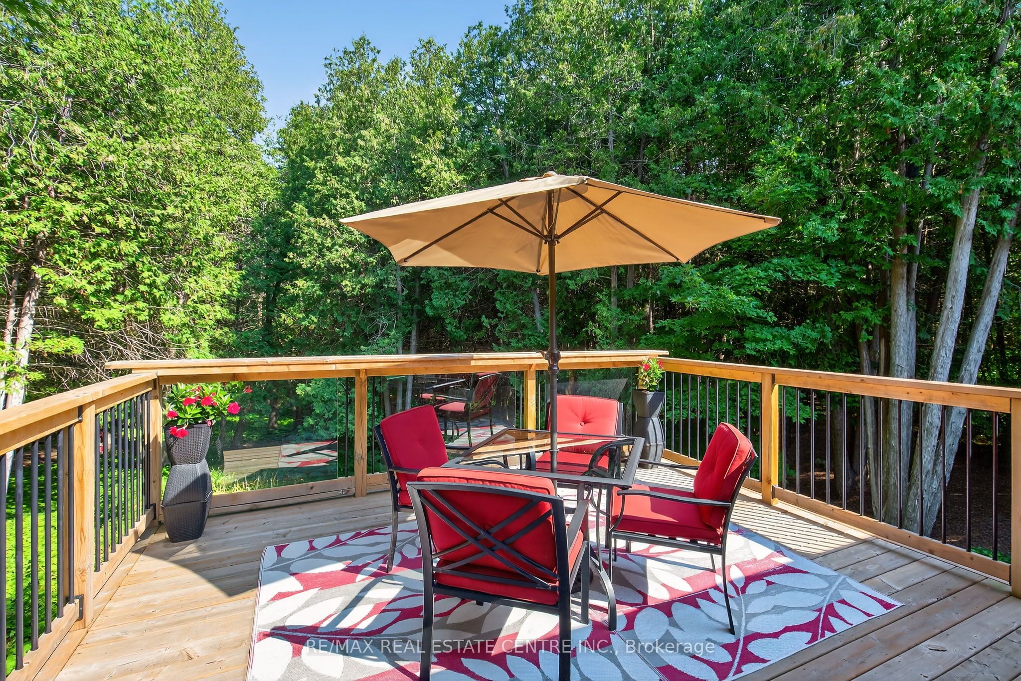 16 Cedar Lane Property Photo 40