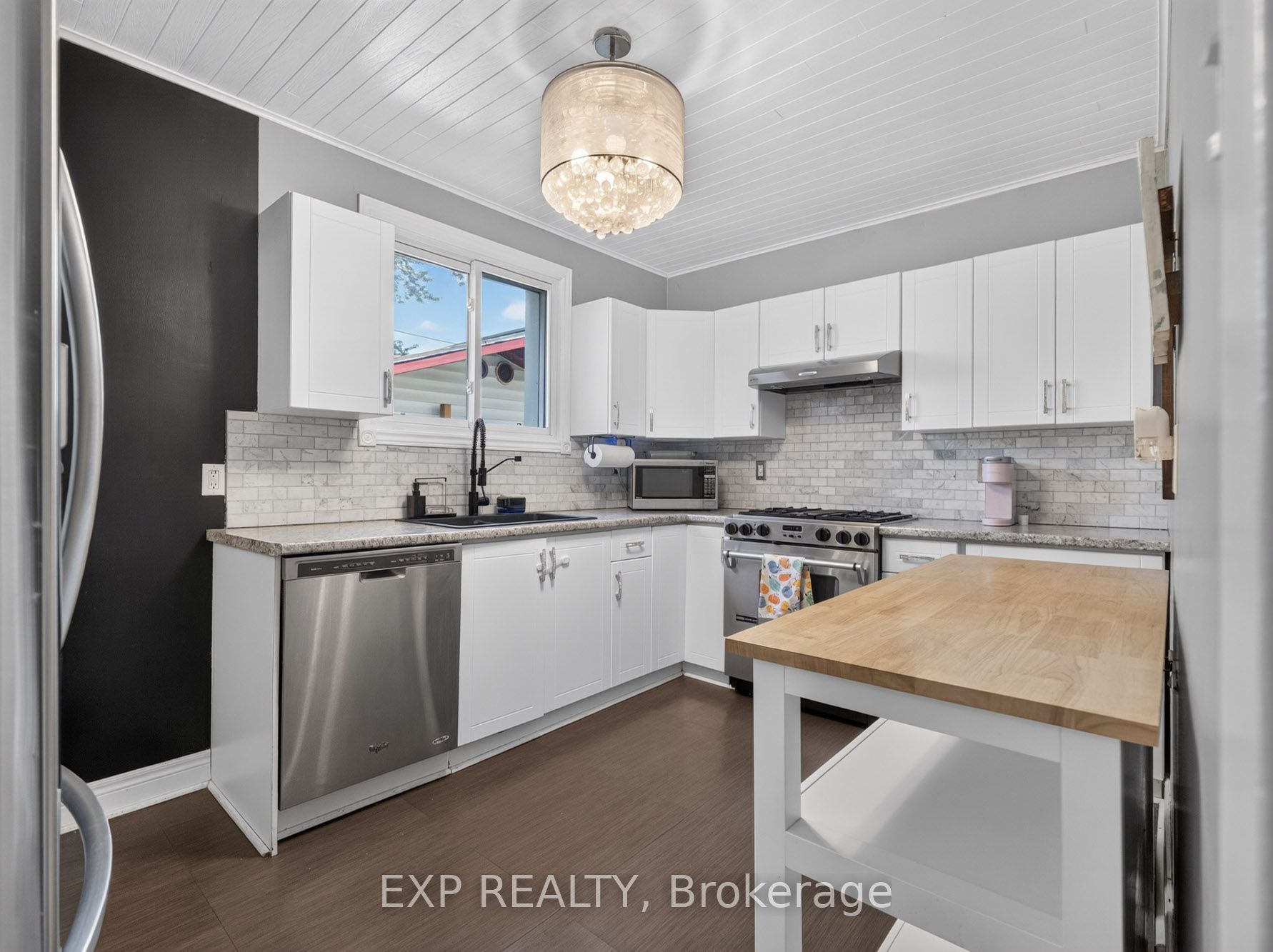147 Dover Road Property Photo 8