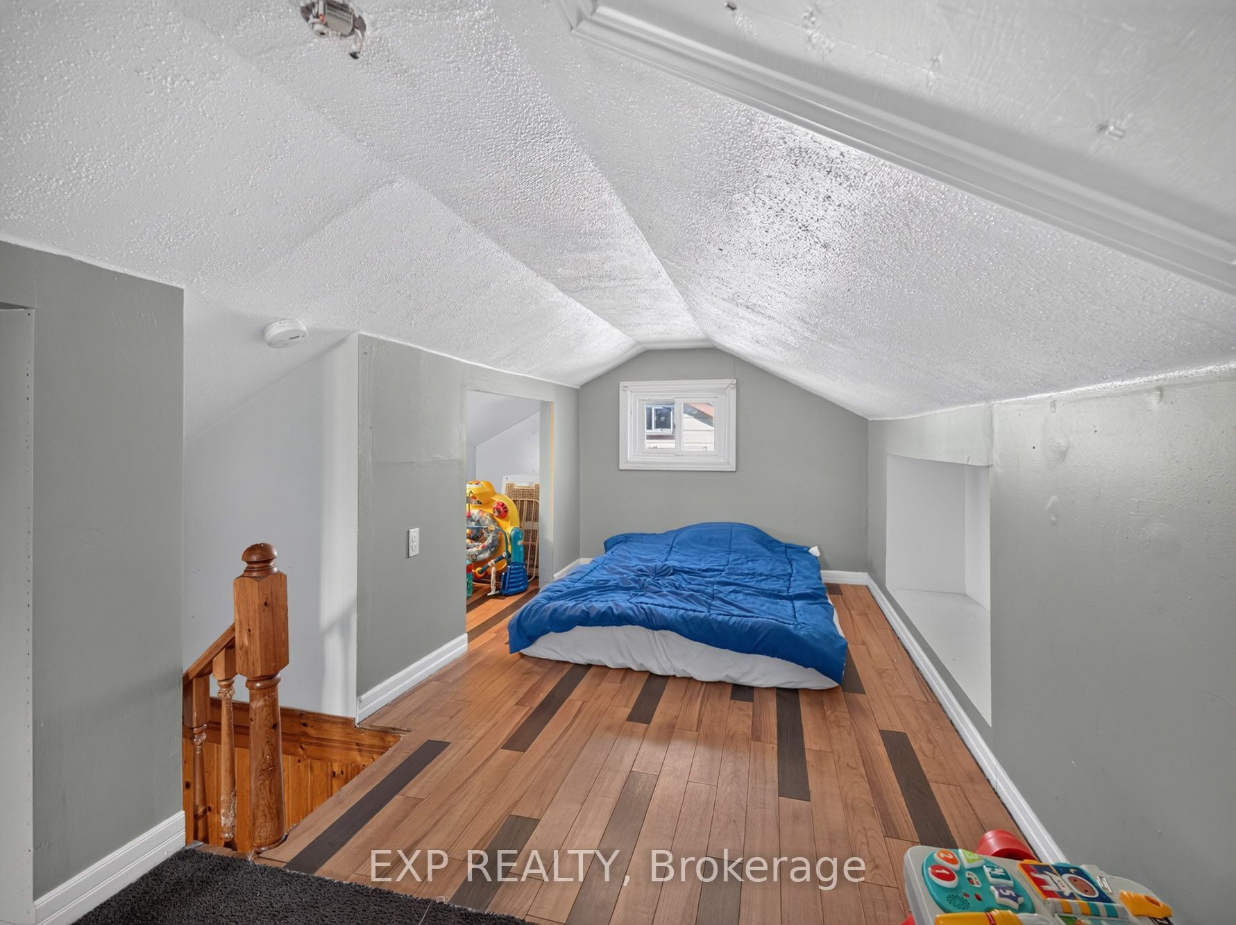 147 Dover Road Property Photo 15