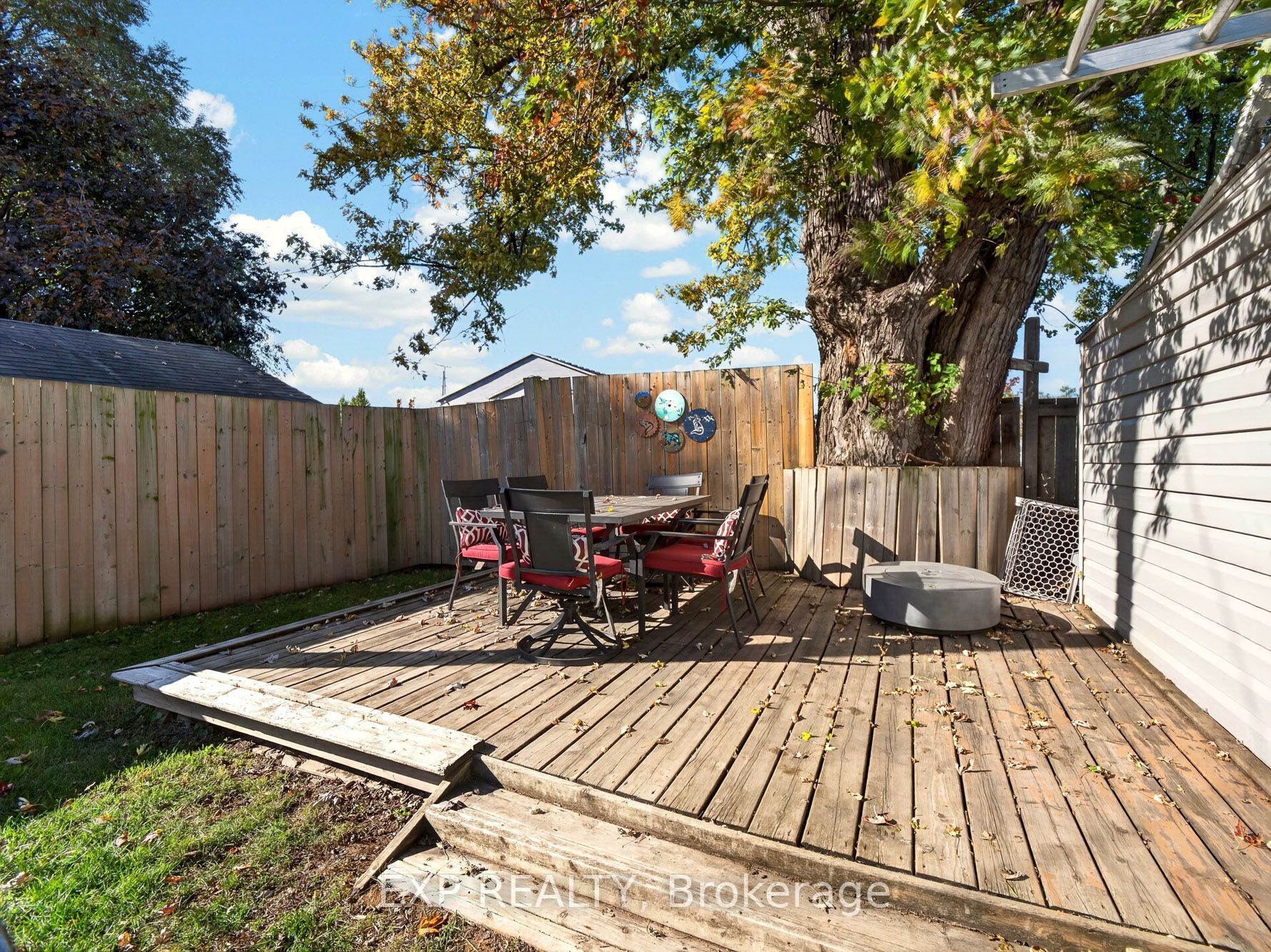 147 Dover Road Property Photo 28