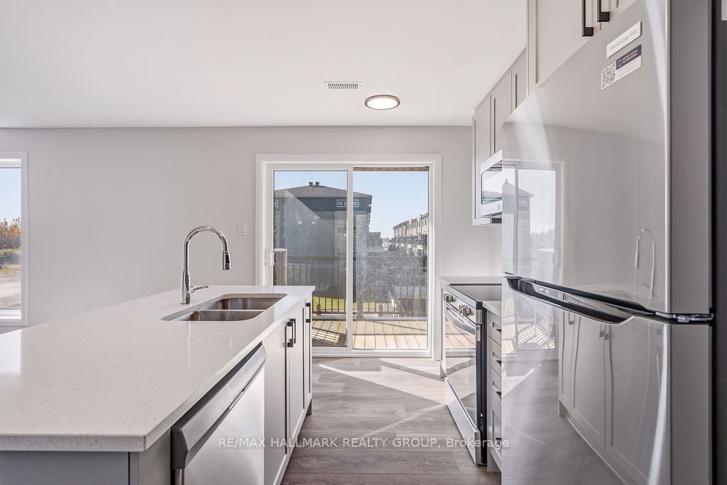 201 Glenroy Gilbert Drive 11 Property Photo 10