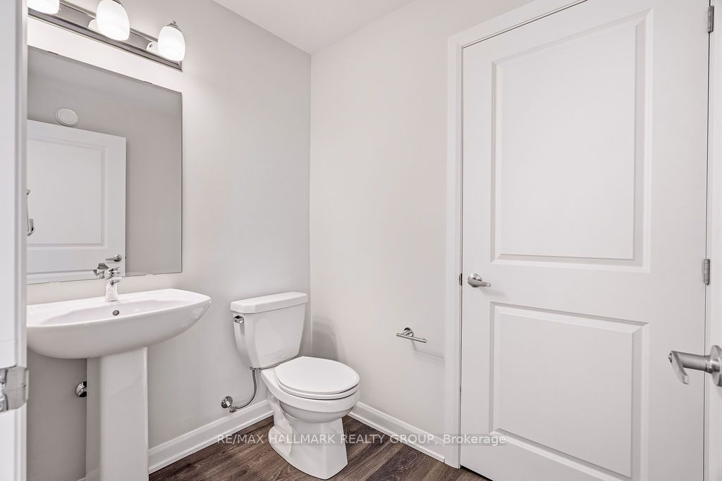 201 Glenroy Gilbert Drive 11 Property Photo 14