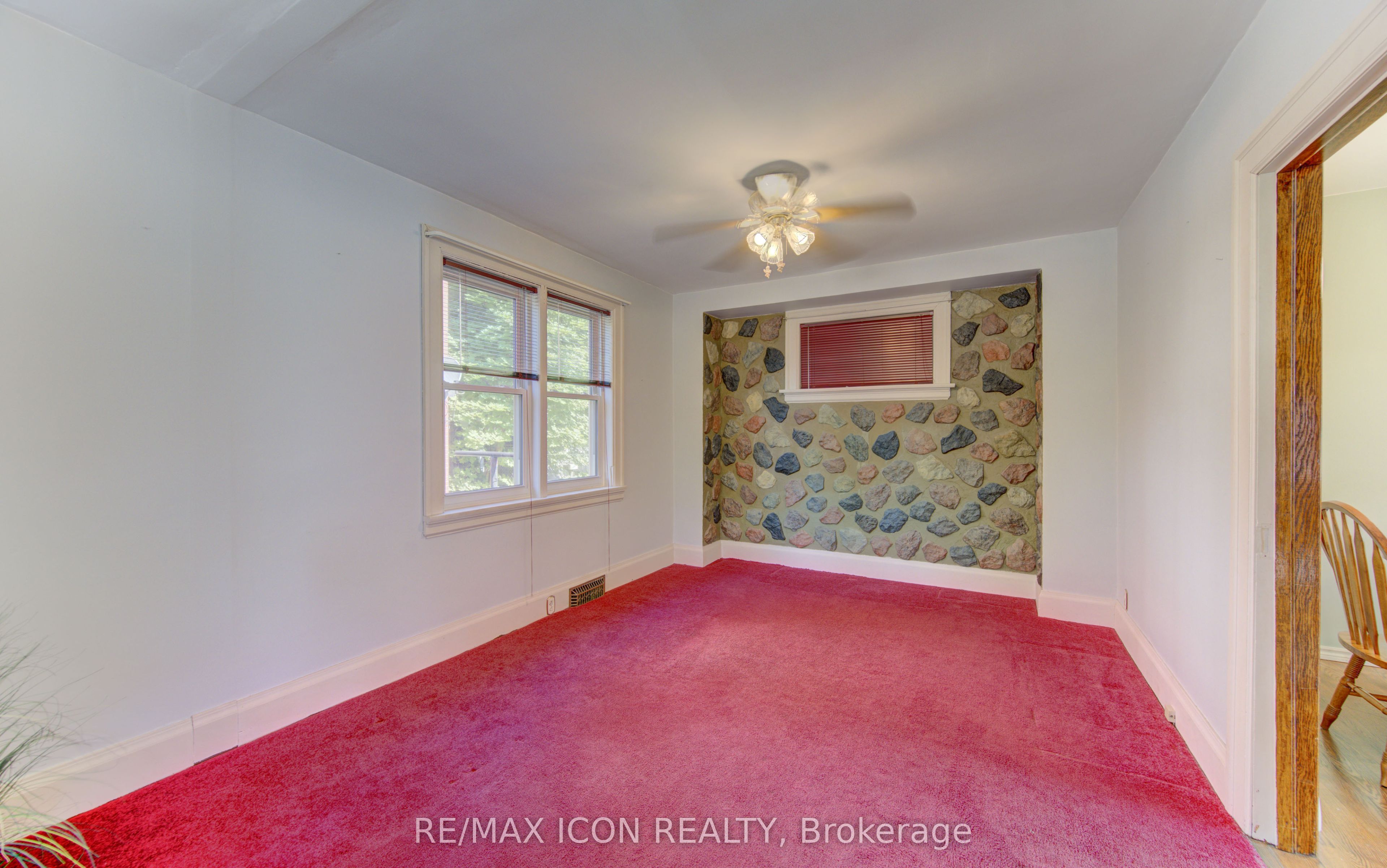 224 Weber Street E Property Photo 13