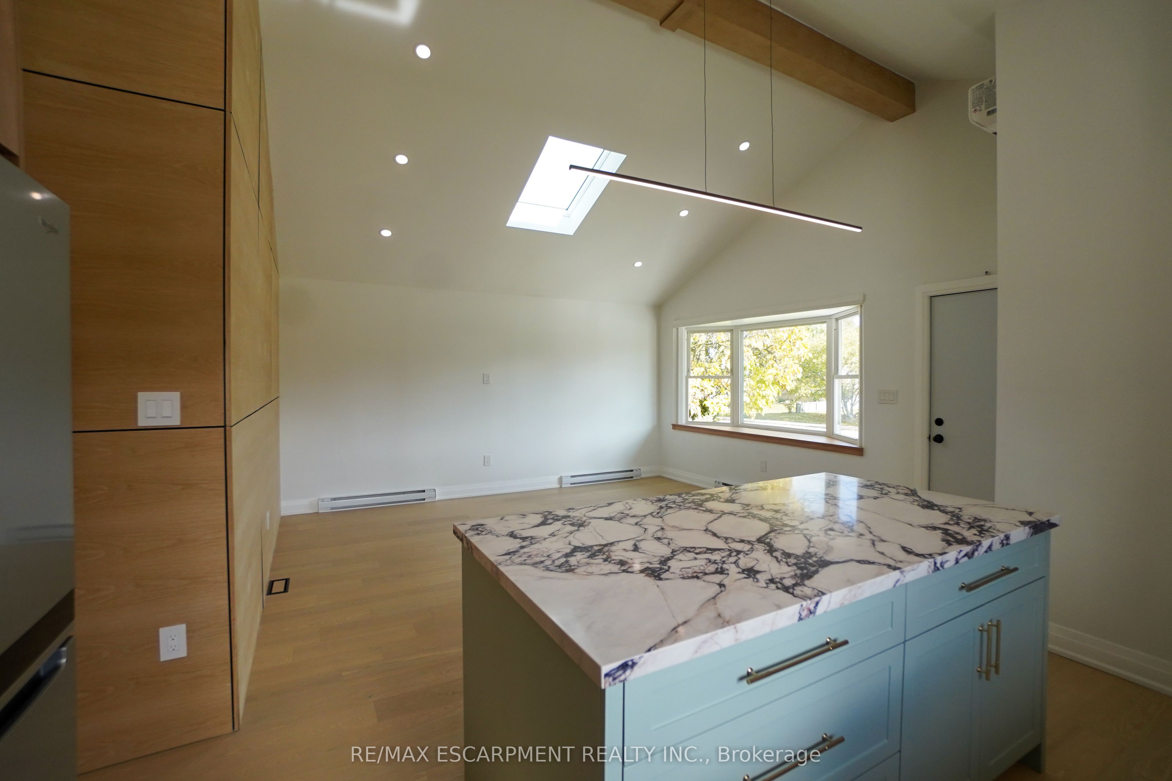 136 Warren Avenue Property Photo 15