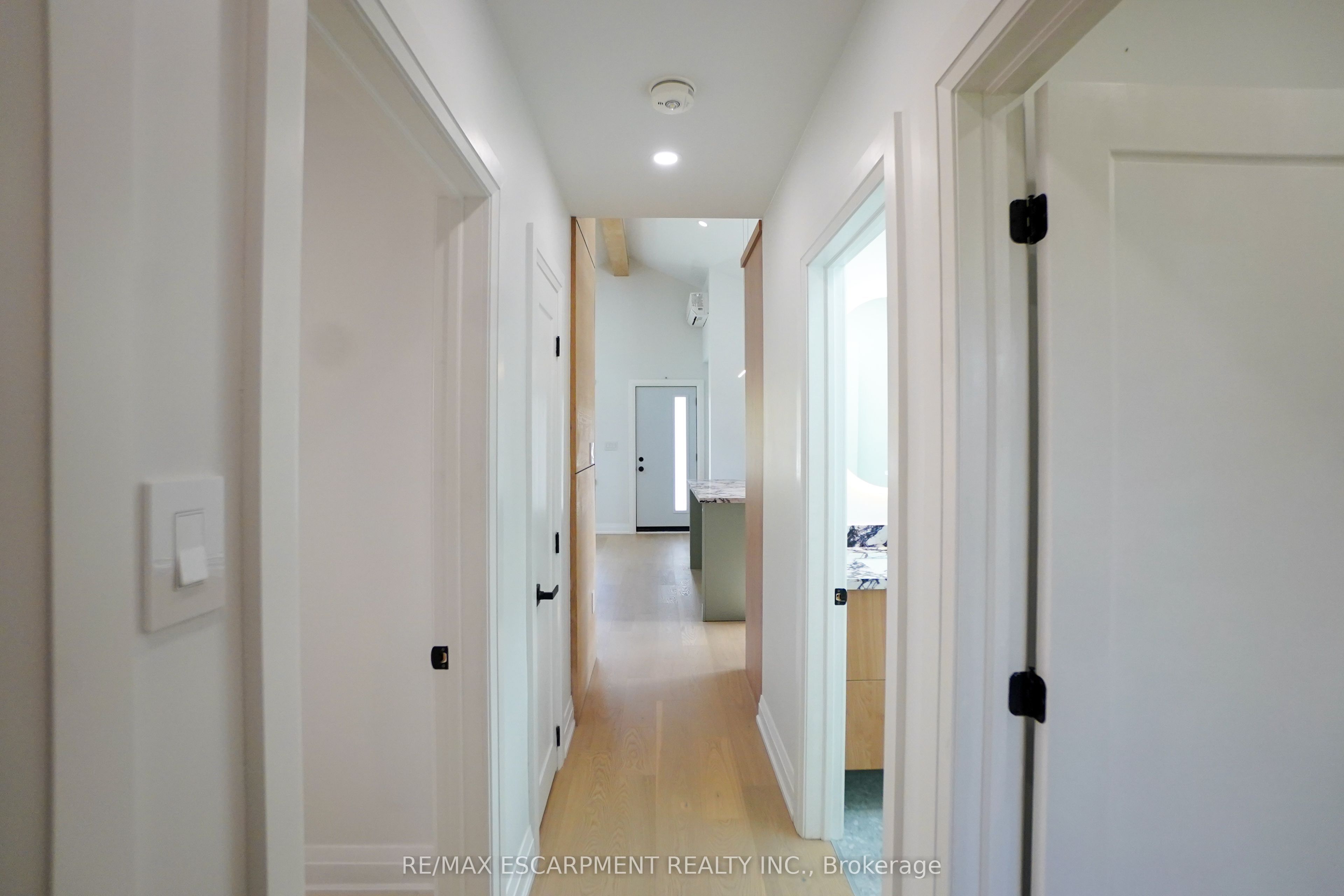 136 Warren Avenue Property Photo 26