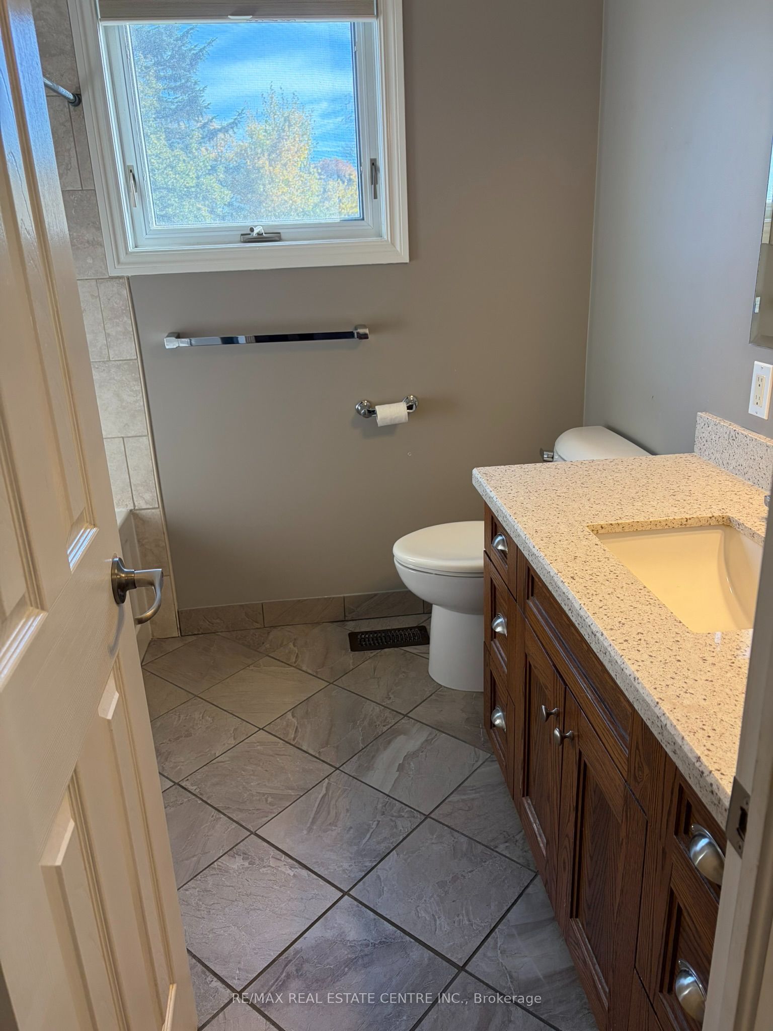 127 Centre Street Property Photo 11