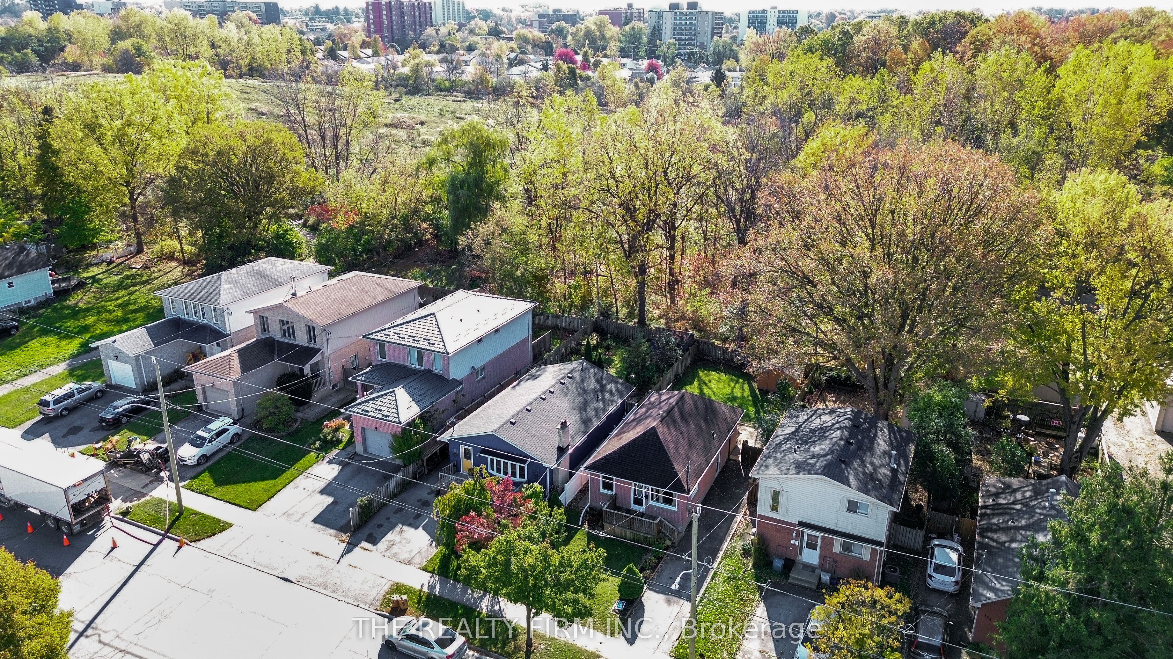 119 Emery Street W Property Photo 9