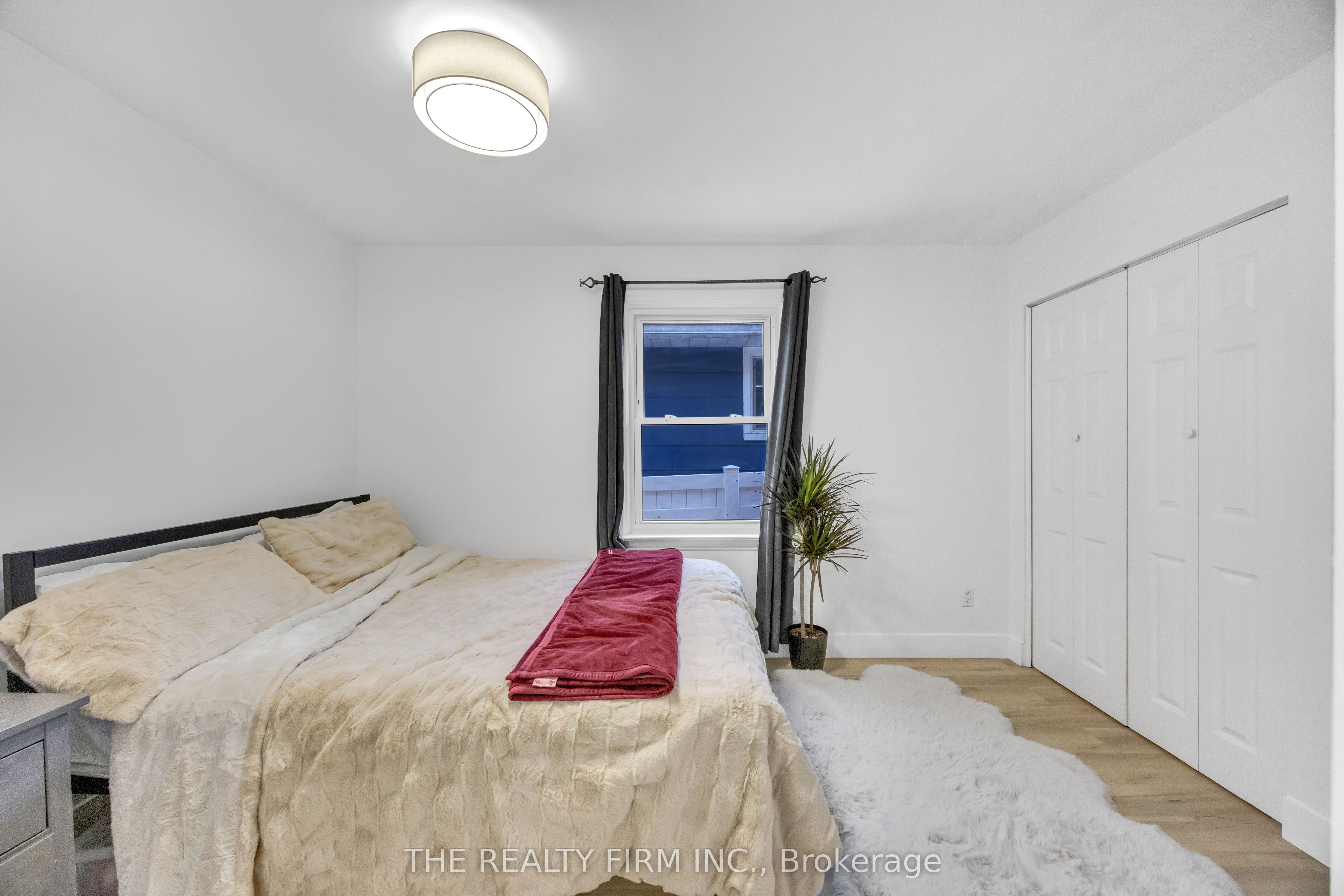 119 Emery Street W Property Photo 17