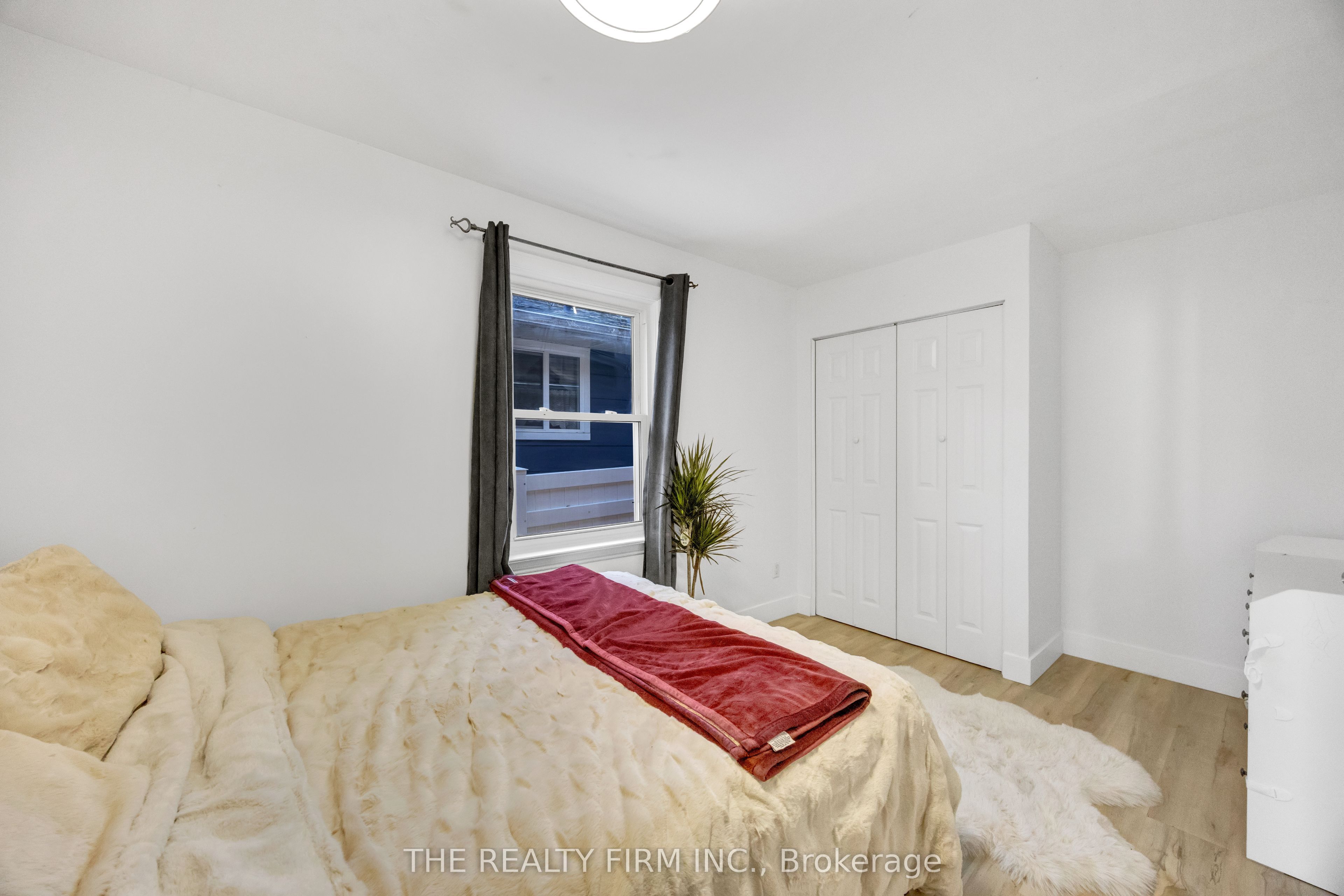 119 Emery Street W Property Photo 18