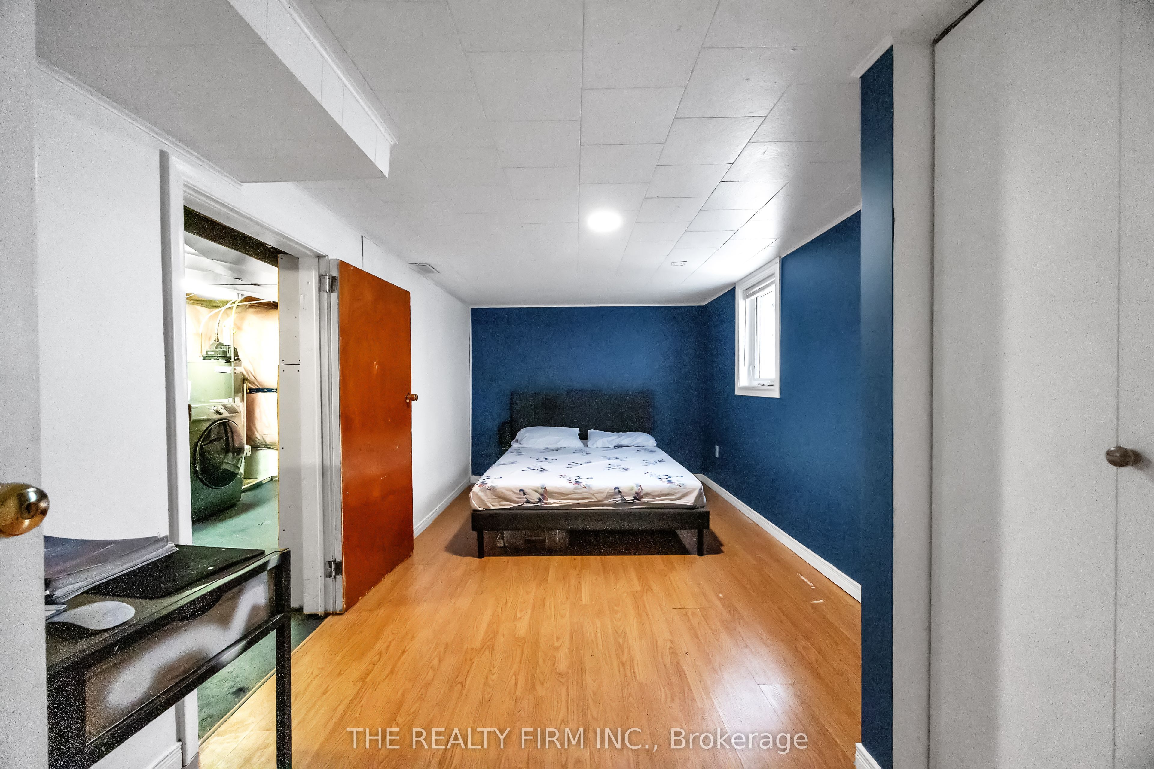119 Emery Street W Property Photo 33