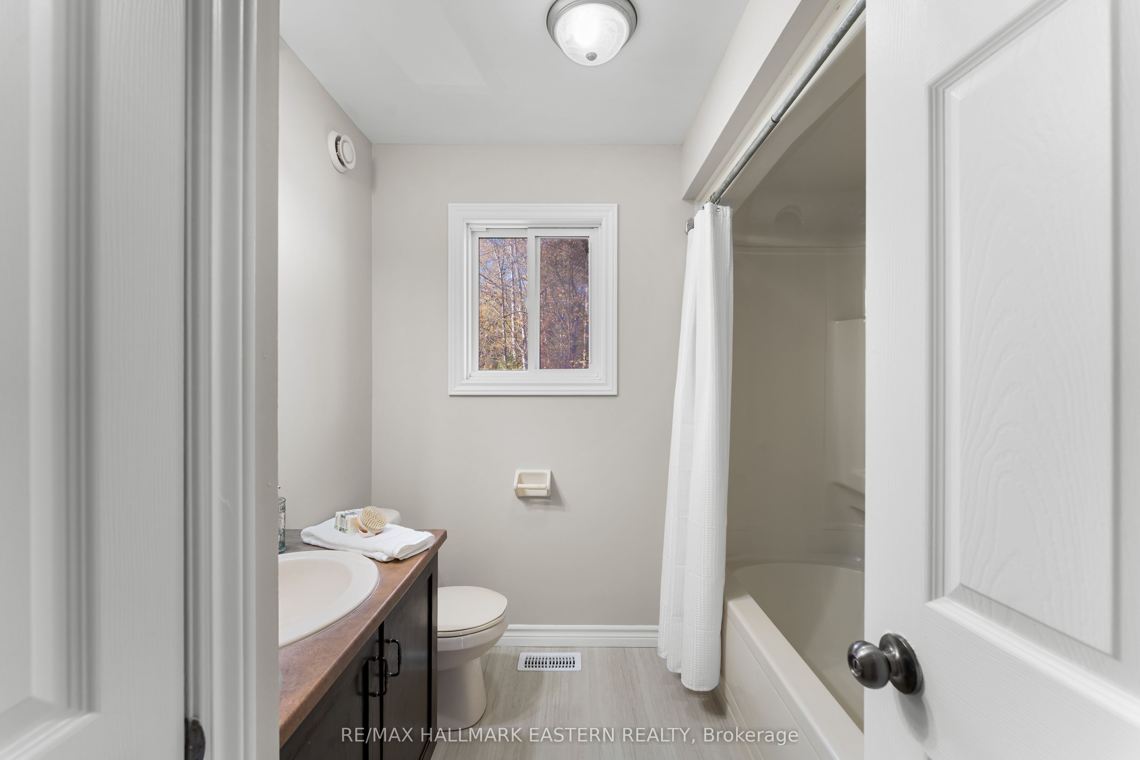 5219 Rice Lake Drive N Property Photo 24
