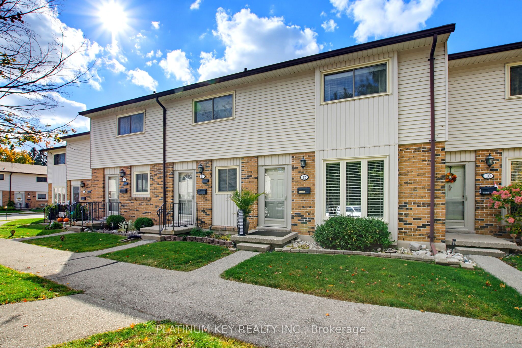 1328 Commissioners Road W 12 Property Photo 1