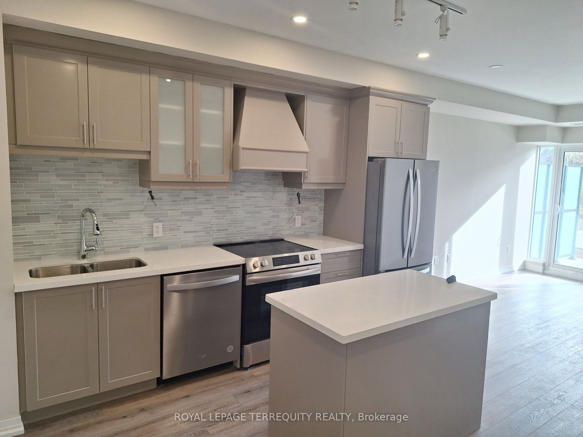 50 Herrick Avenue Gl05 Property Photo 1