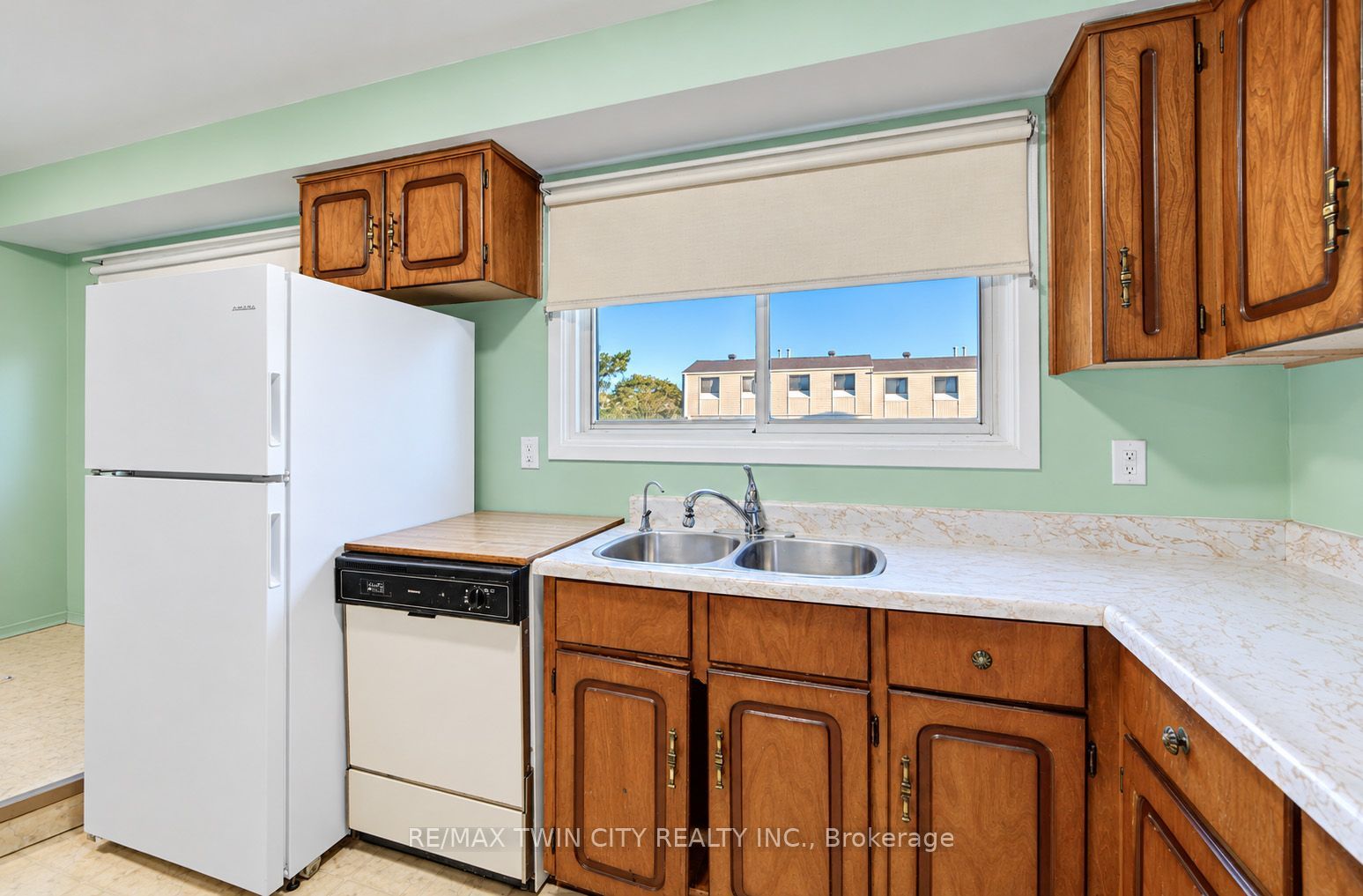187 Grulke Street 20 Property Photo 16