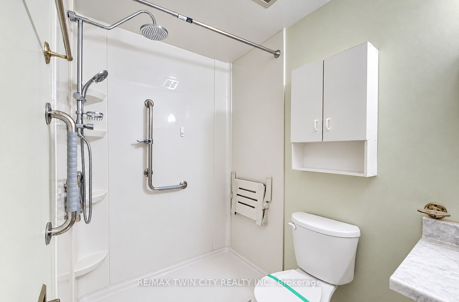 187 Grulke Street 20 Property Photo 27