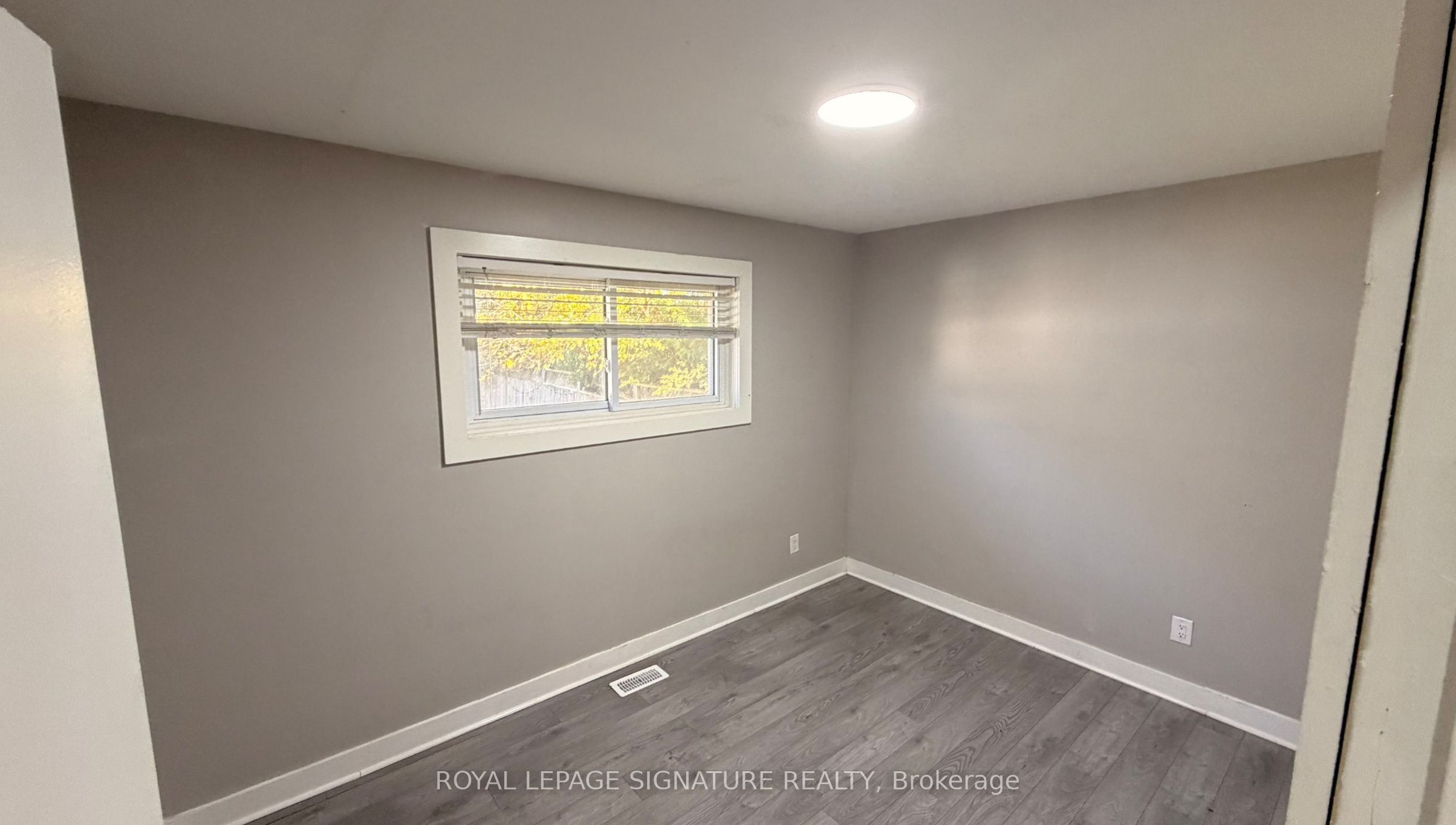 406 Vermont Avenue Property Photo 12