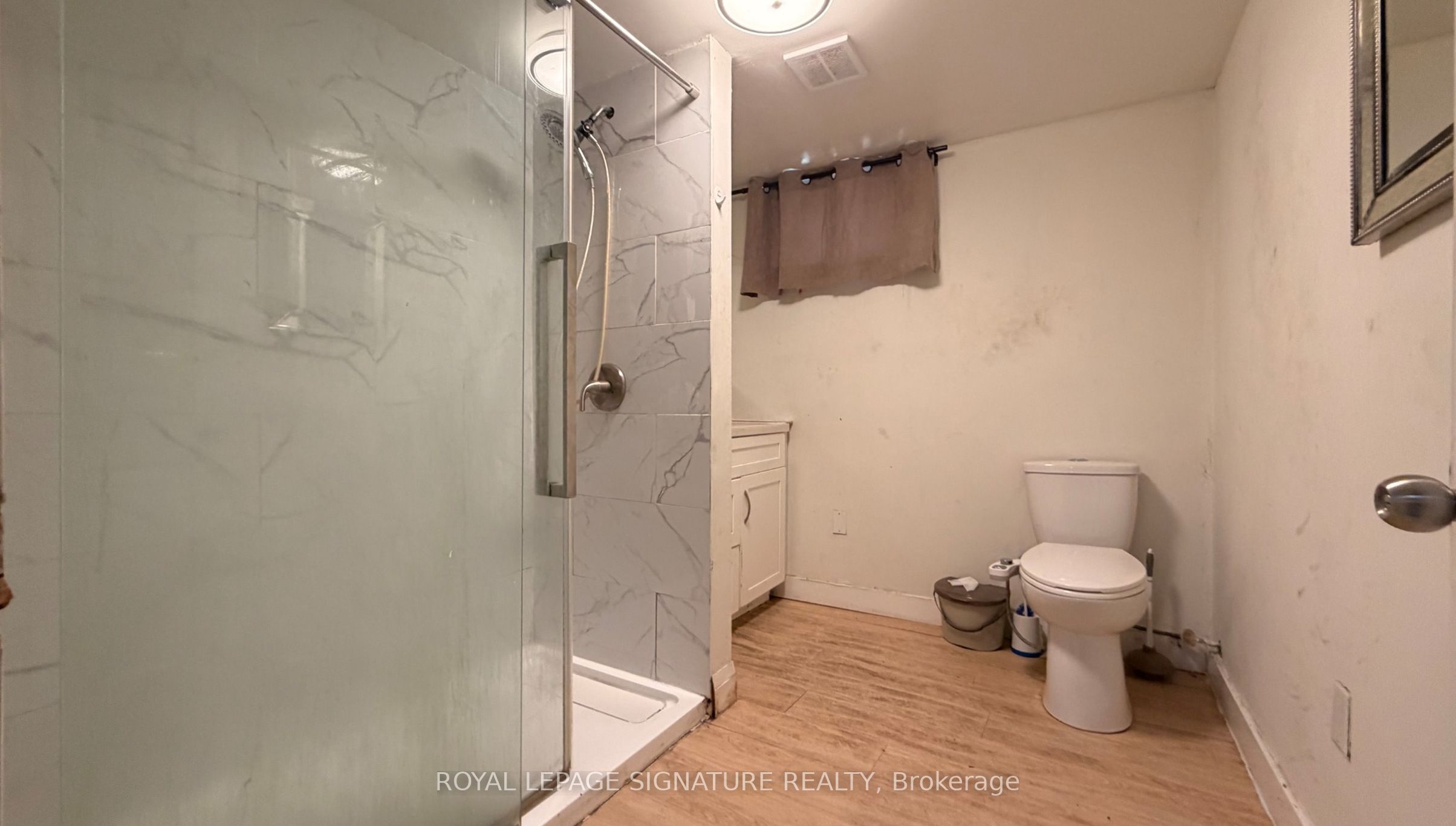 406 Vermont Avenue Property Photo 16