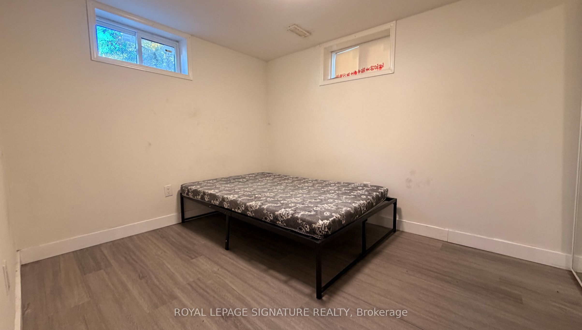 406 Vermont Avenue Property Photo 17