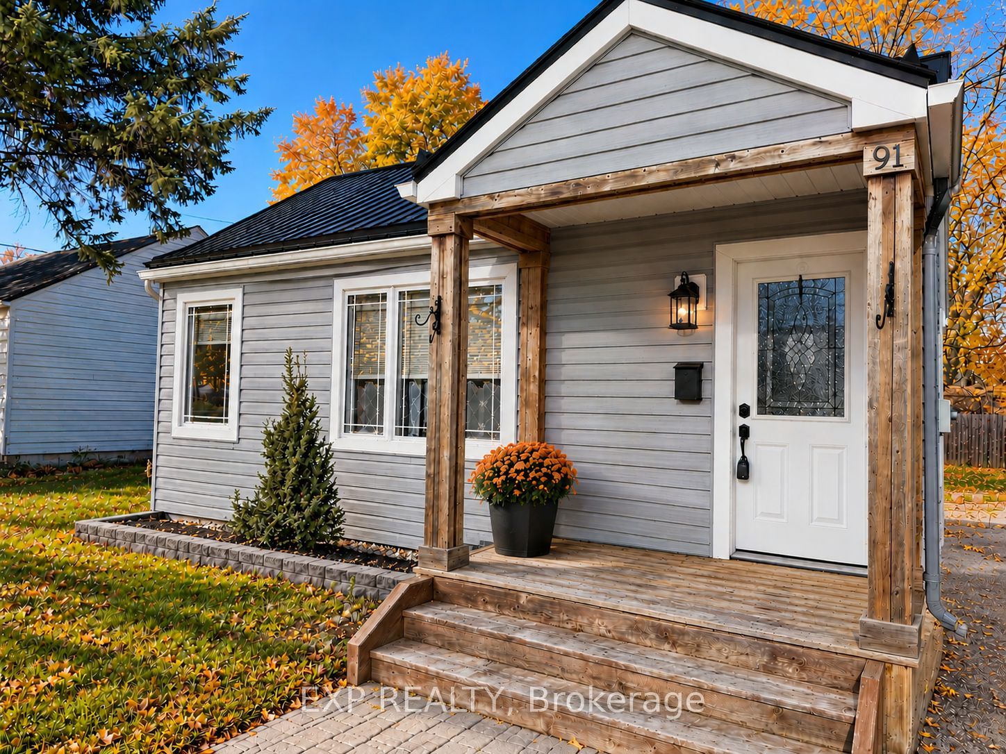91 Beckwith Street E Property Photo 1
